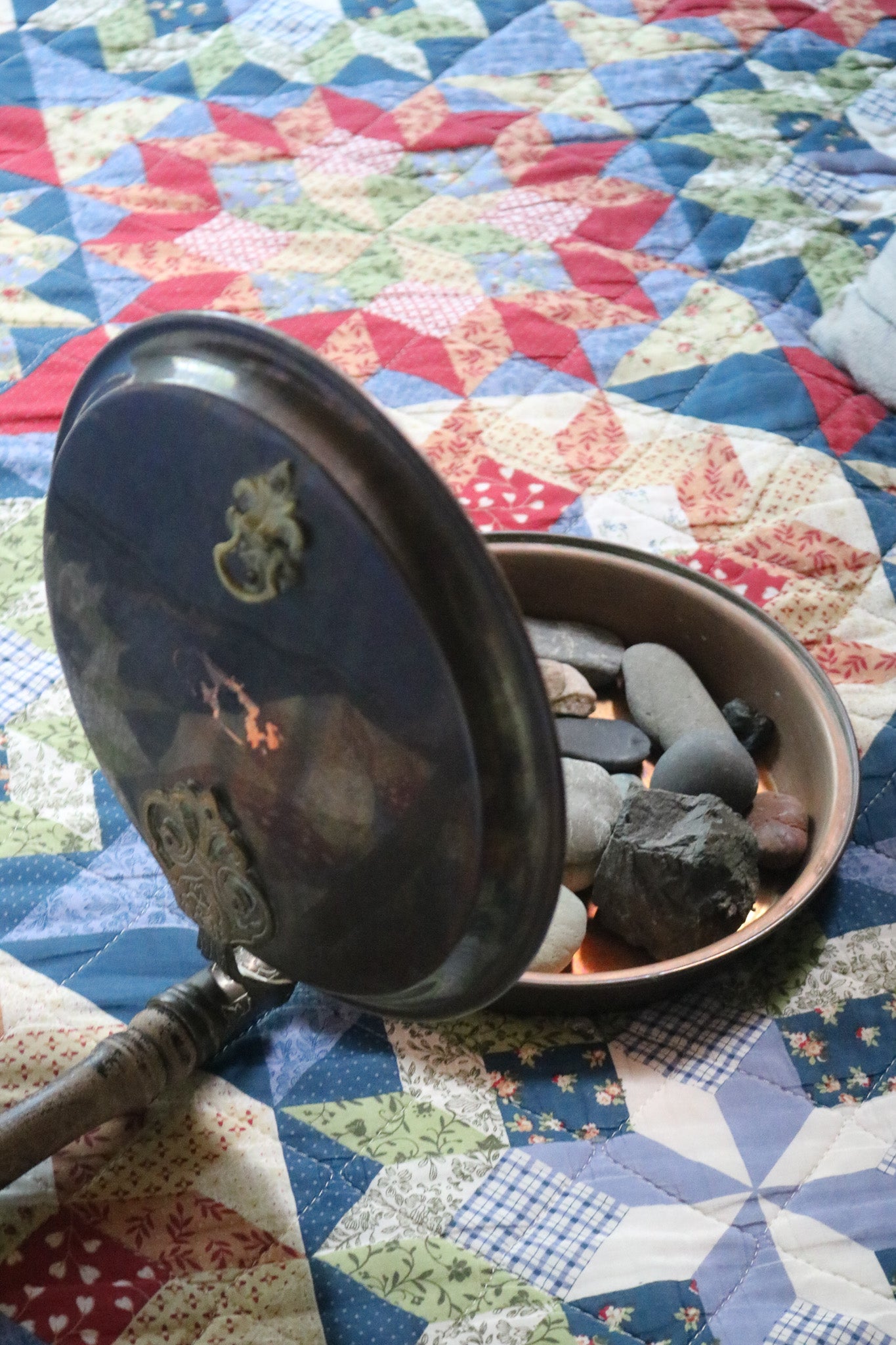 Antique Copper Bed Warmer with Wooden Handle