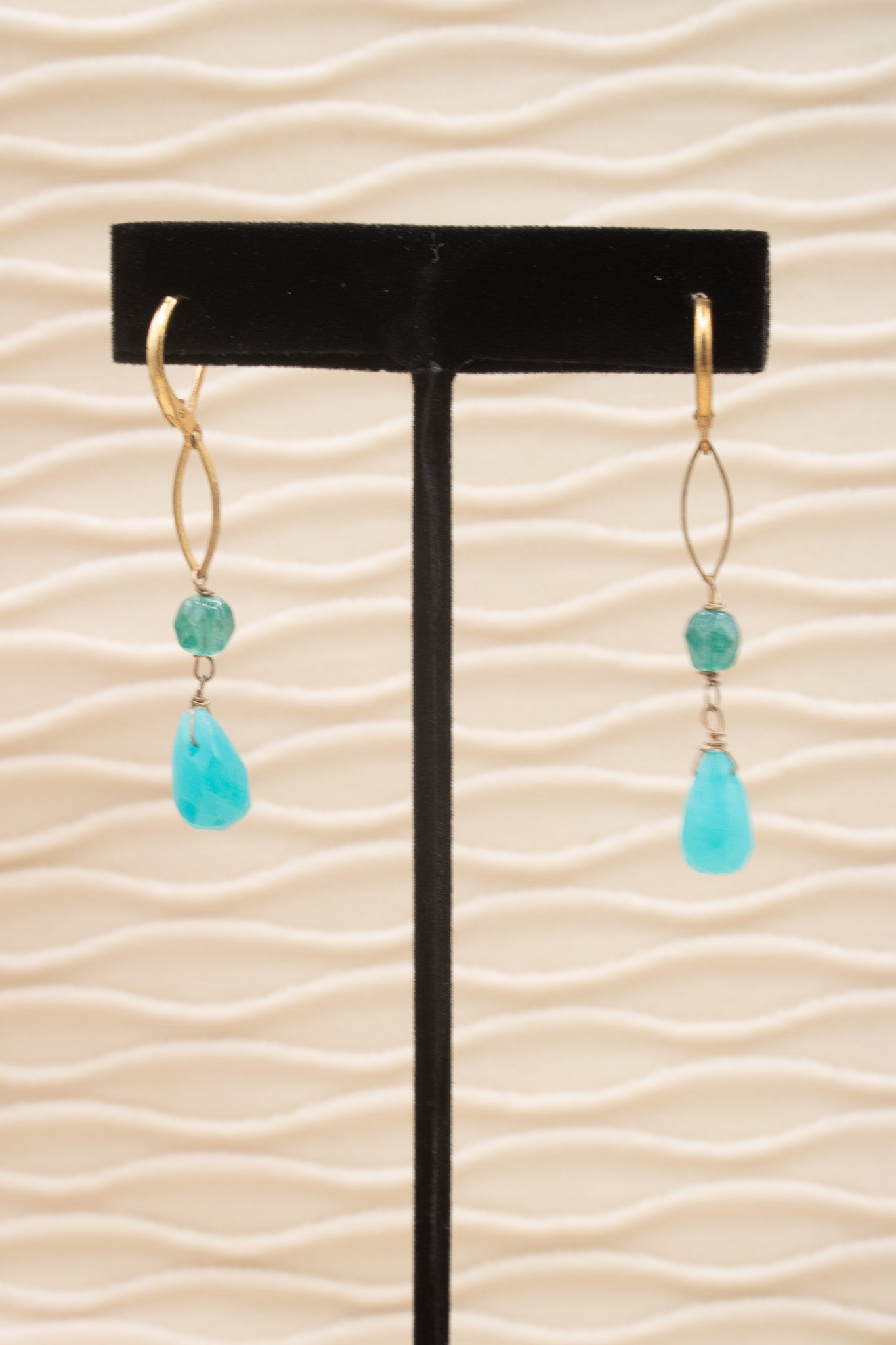 Presious Blue Bead Dangle Earring