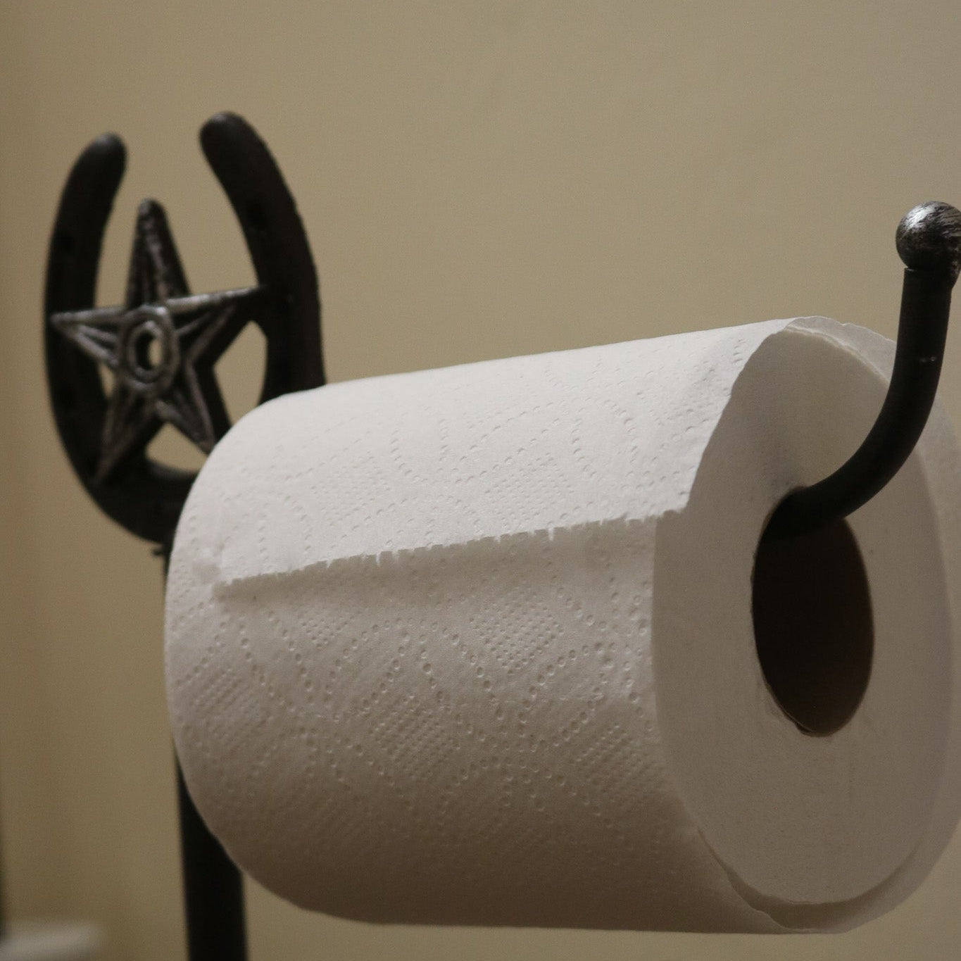Equestrian Themed Horseshoe & Star Bathroom Toilet Paper Holder