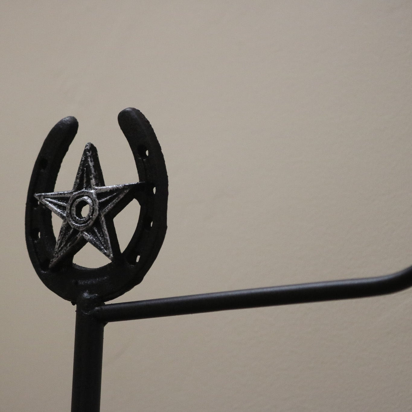 Equestrian Themed Horseshoe & Star Bathroom Toilet Paper Holder