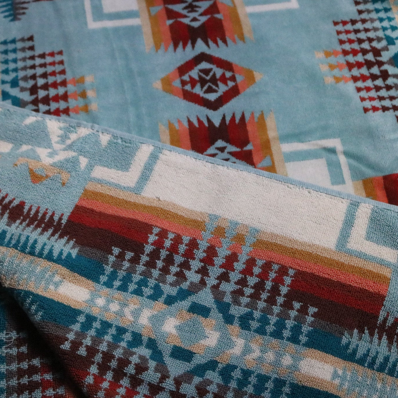 Pendleton Jacquard Bath Towels in Teal Aqua