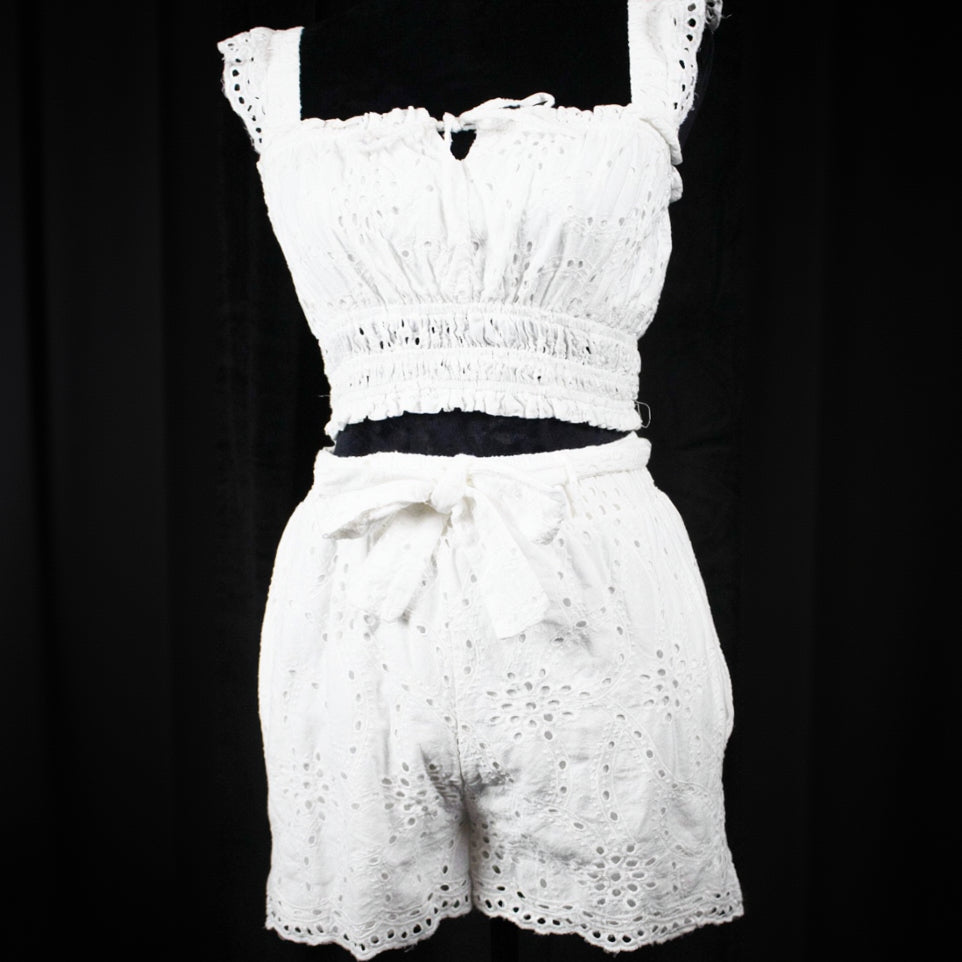 Monteau Los Angeles Set White Eyelet Shorts with Tie and Matching Eyelet Smocked Cropped Blouse Size Small