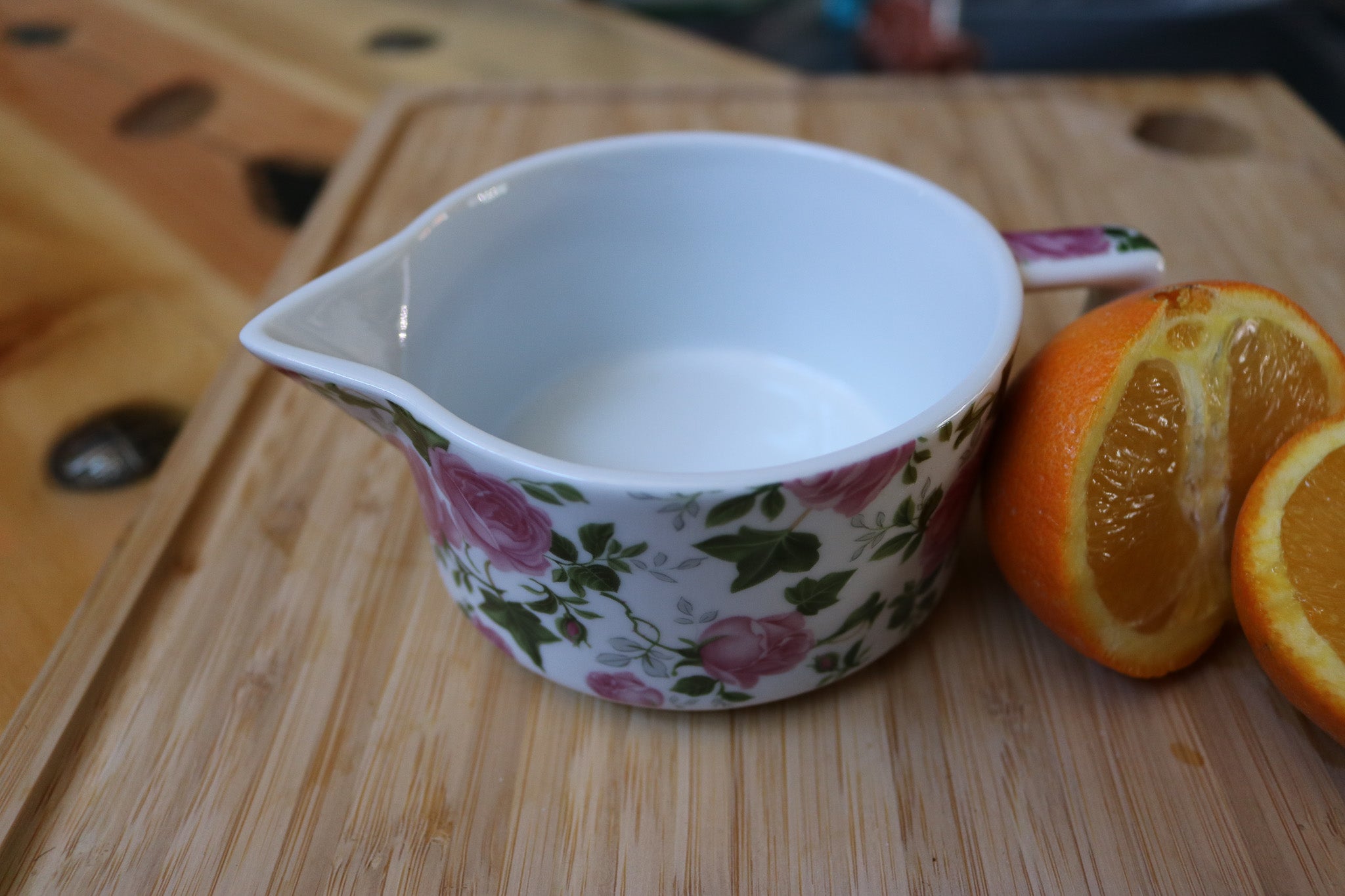 Victorian Trading Co. 2 Piece Collection Ceramic Lemon Lime Juicer with Original Storage Box