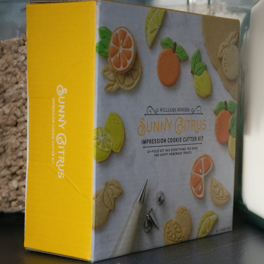 Williams Sonoma Sunny Citrus Impression Cookie Cutter 21-Piece Set Kit