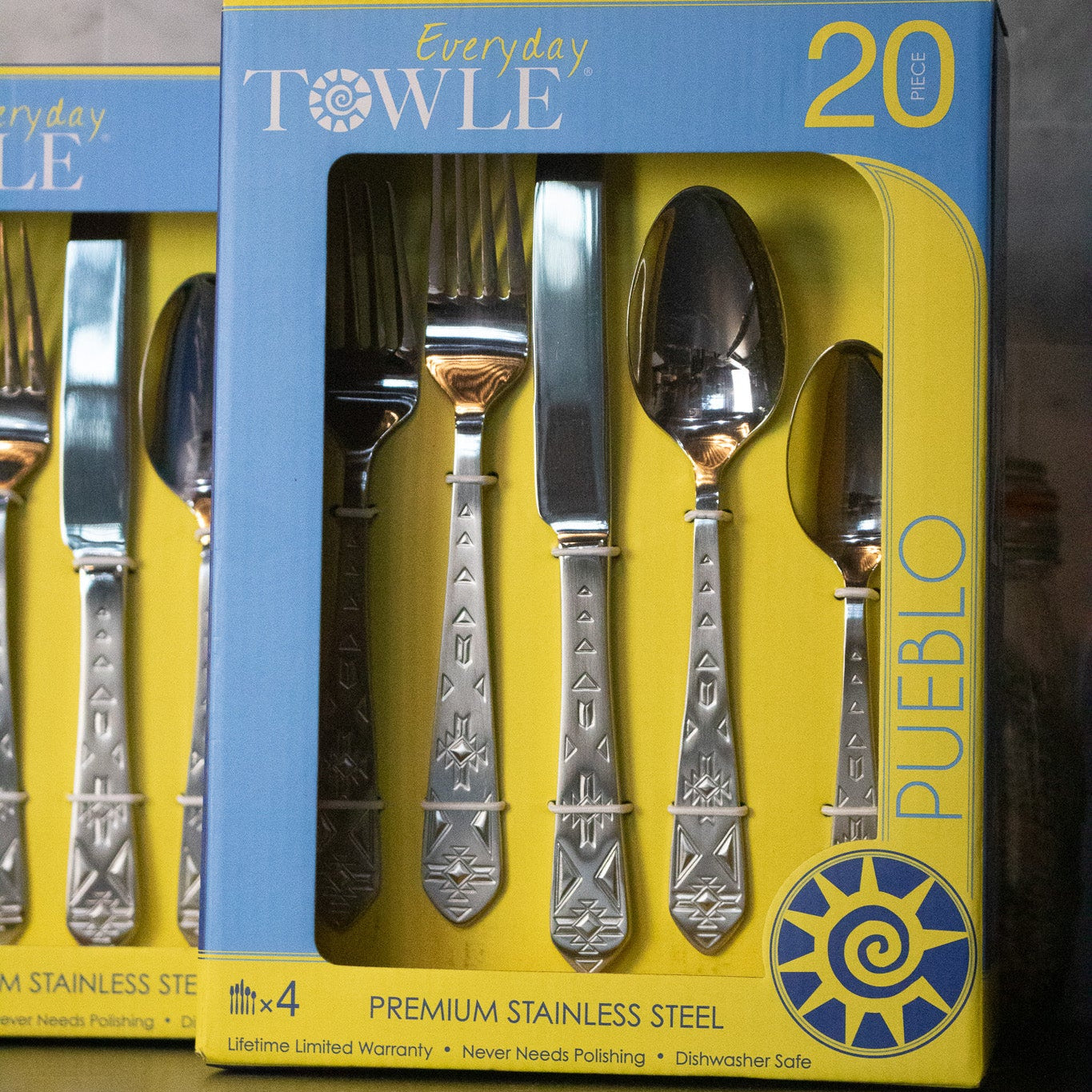 Everyday Towle Brand 20 Piece Silverware Service for 4