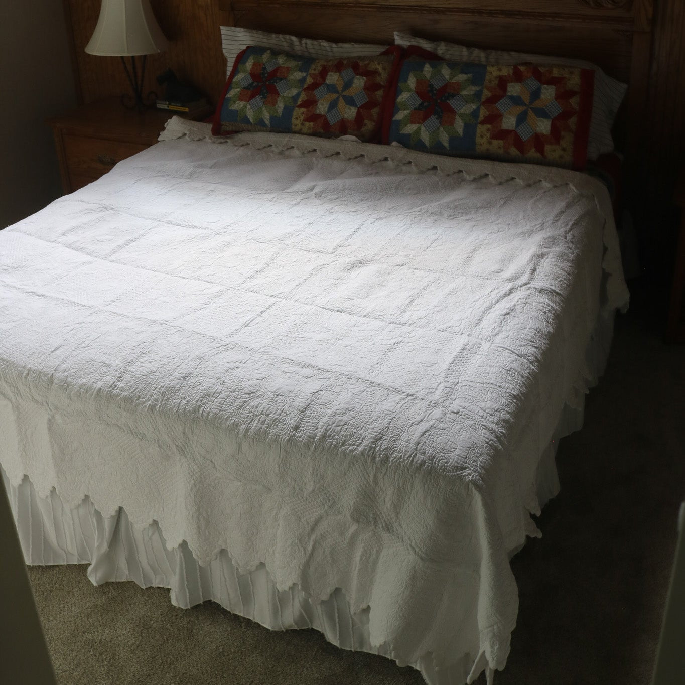 Soft Surroundings Cotton Queen Marguerite Scalloped Quilt – Luxuriously