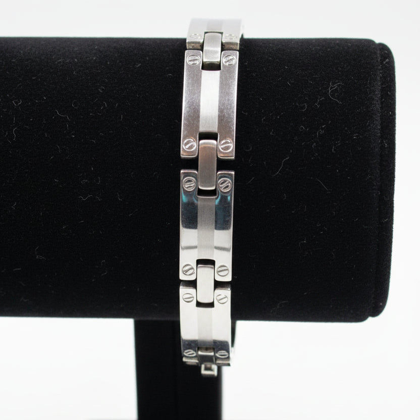 Men's Stainless Steel Curved Chain Link Bracelet 9" Around