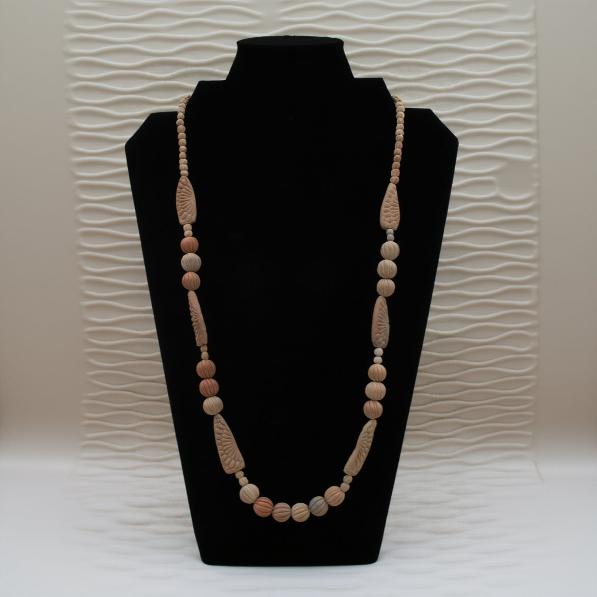 Brown Stamped Detailed Wooden Beaded Necklace