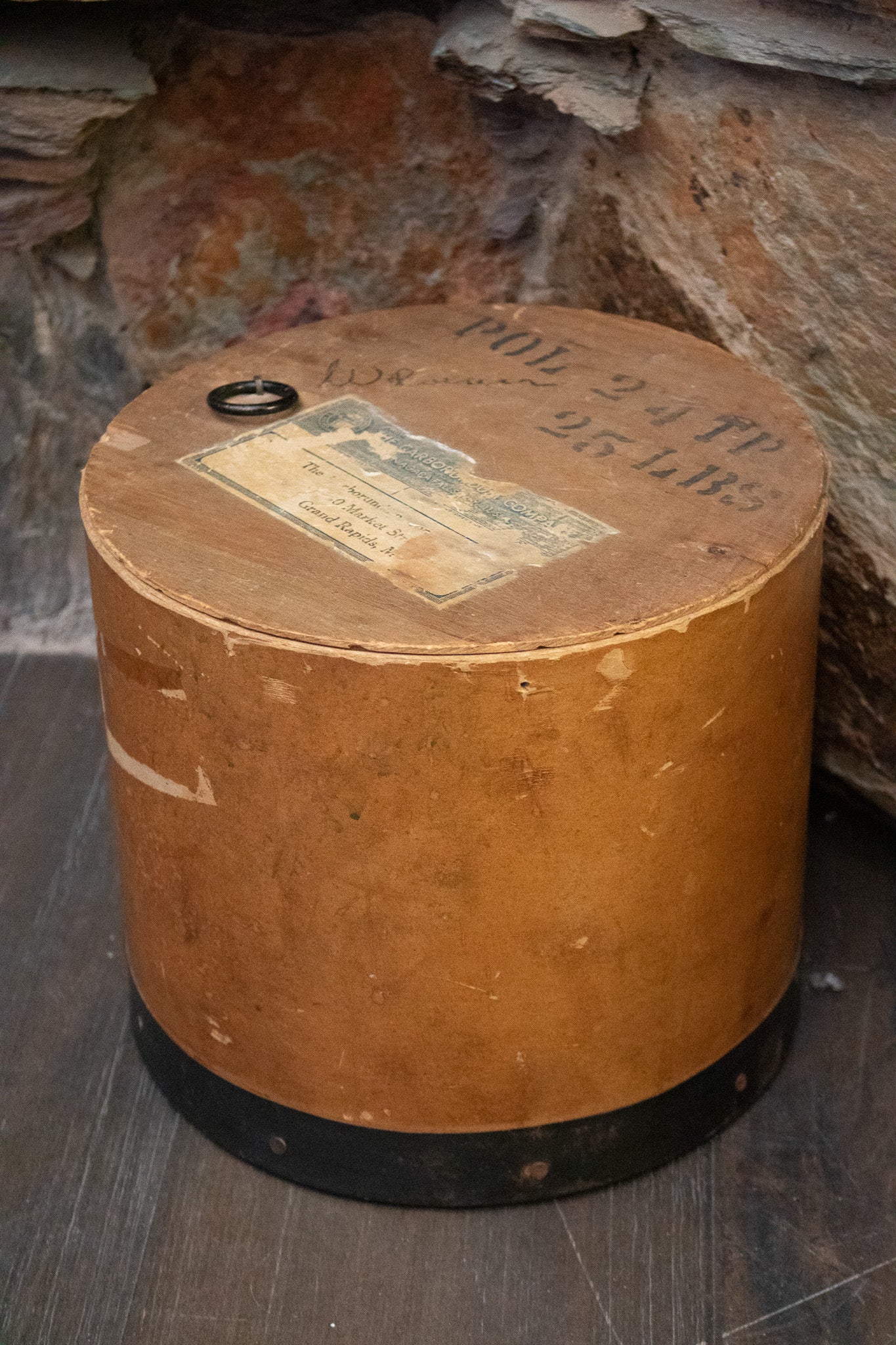 Vintage Sugar Box with Original Packing Label Stamp