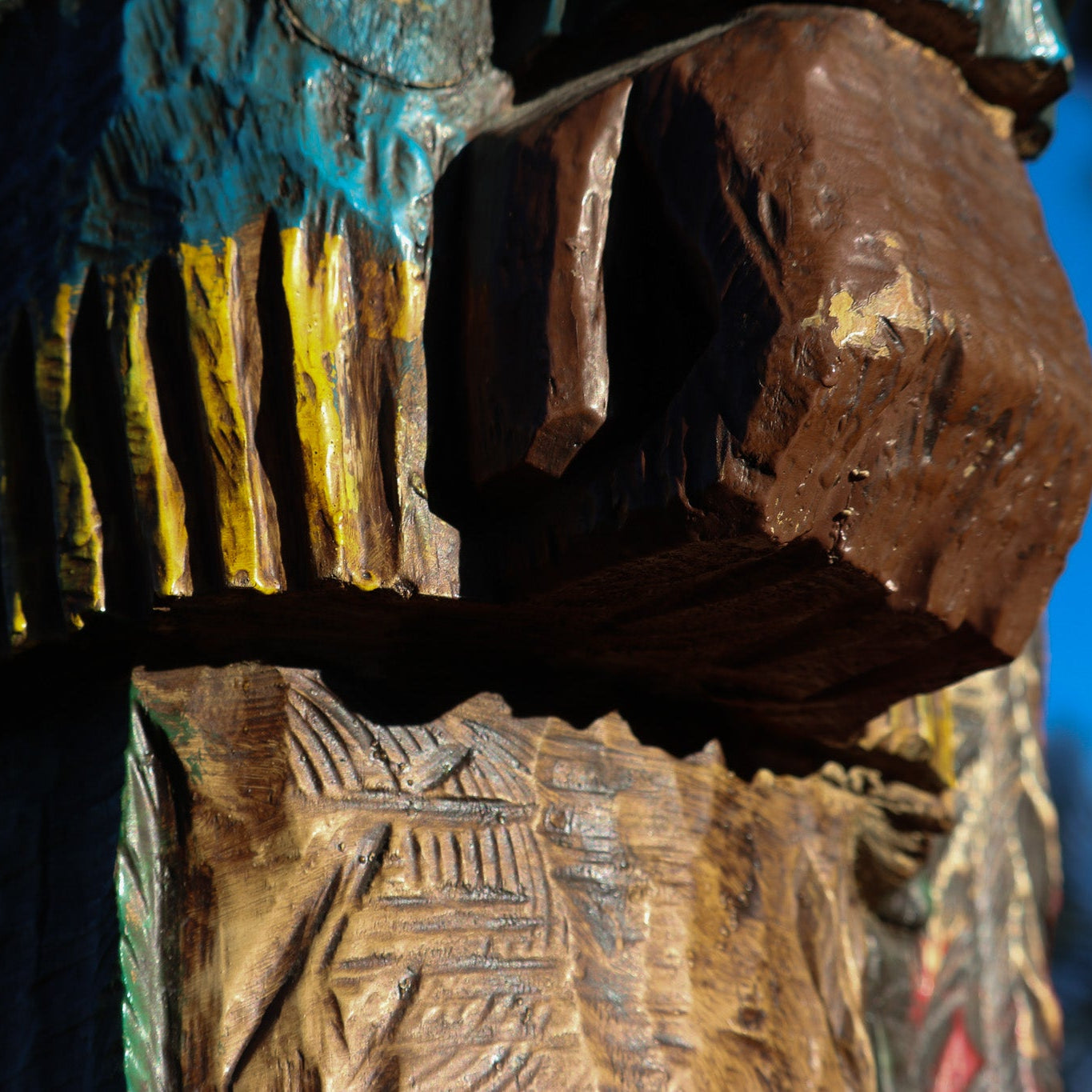 Wooden Hand-Carved Indian Totem  Cigar Statue