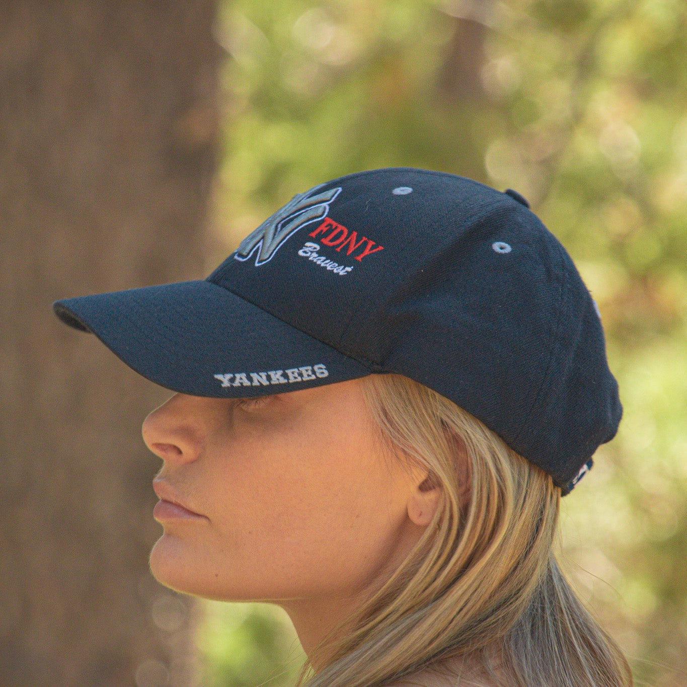 Genuine Yankees Merchandise & NYPD supporter Baseball Cap color: Navy Blue