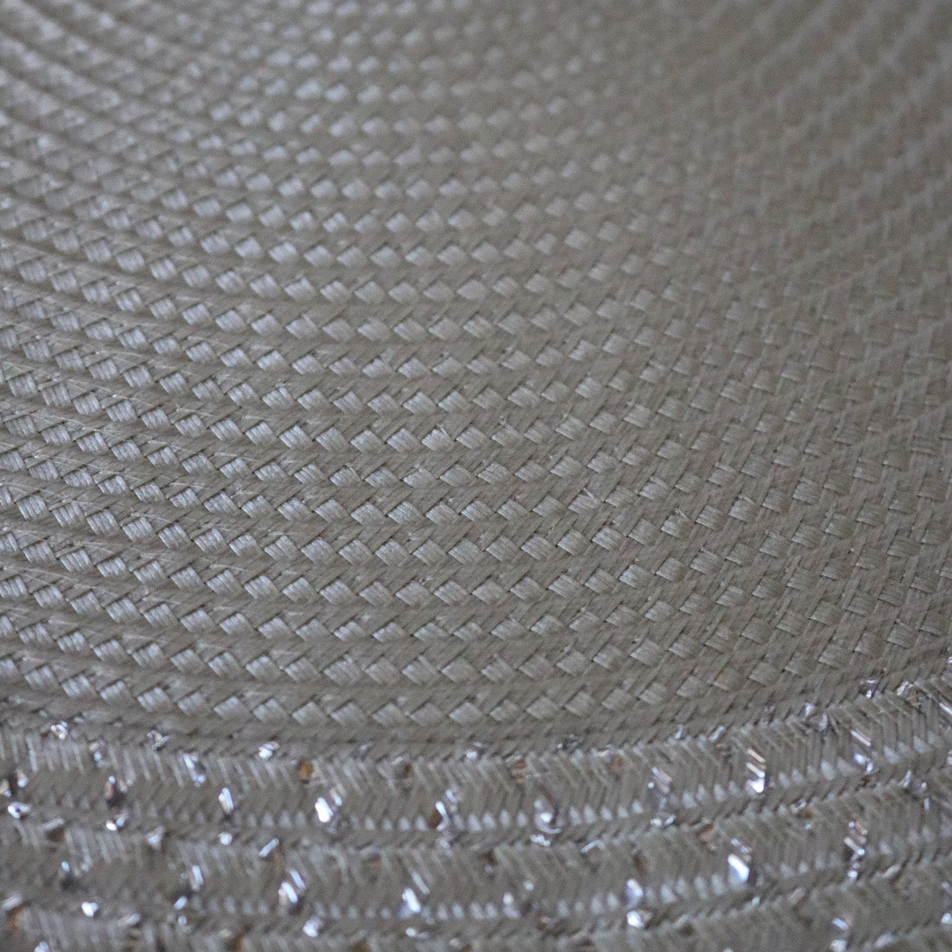 Set of 6 Elegant Silver-Gray Round Placemats