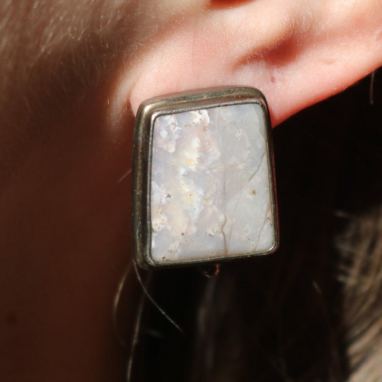 Sarda Flower Aaget Stud Earrings