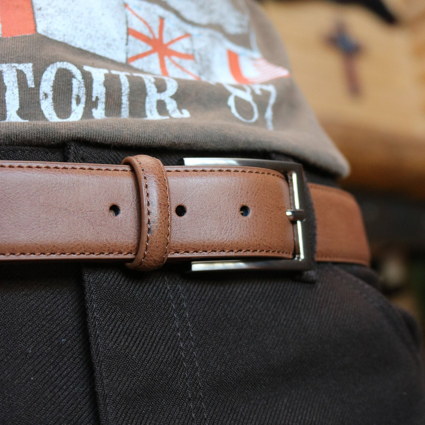 Brown Leather Belt With Metal Buckle