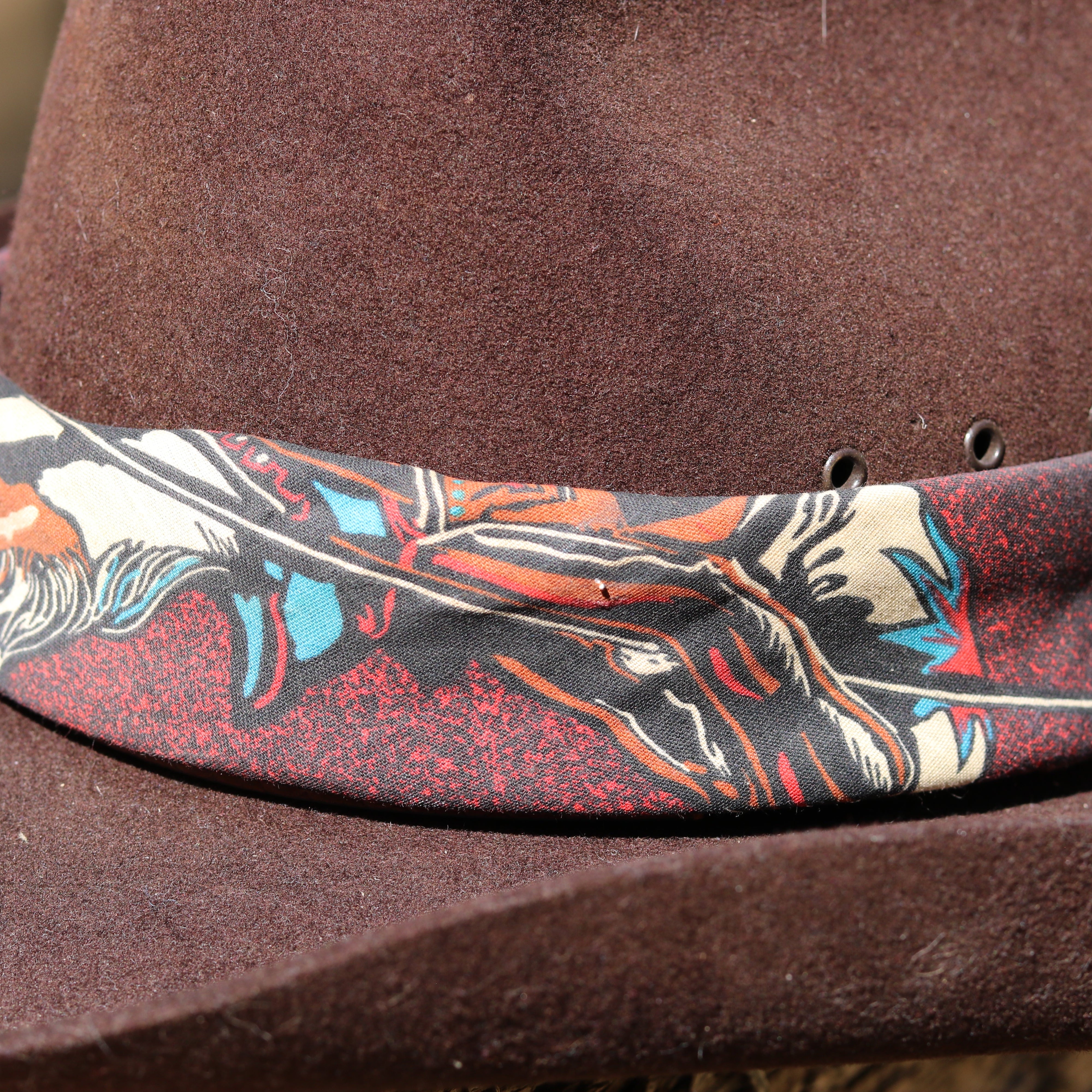 Stetson Pony Express Cowboy Hat – Brown Felt – Size 7 1/4 – Custom “Last Warrior” Bandana Hatband