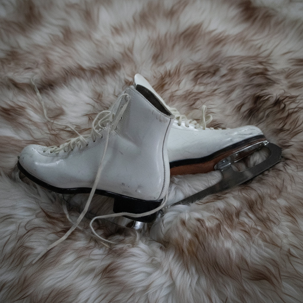 Vintage Riedell White Leather Figure Skates