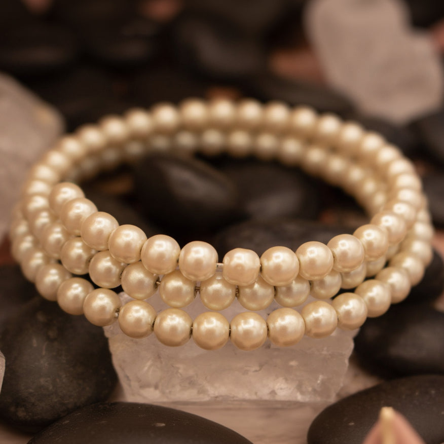 Faux Pearl Wired Wrap Necklace