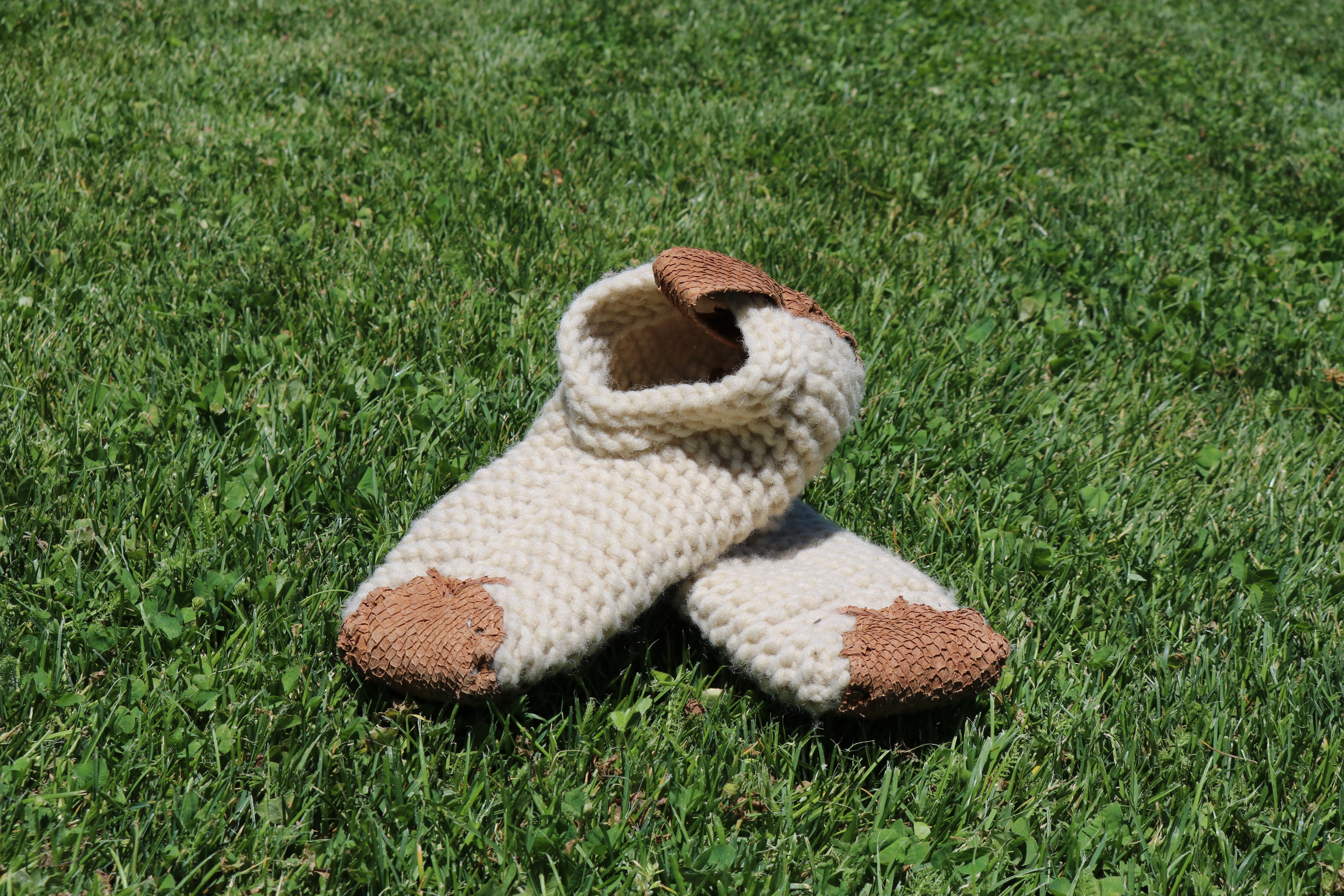 Handmade Knitted Slippers Wool House Shoes Cream Leather Sole 10 Inch Foot Cozy