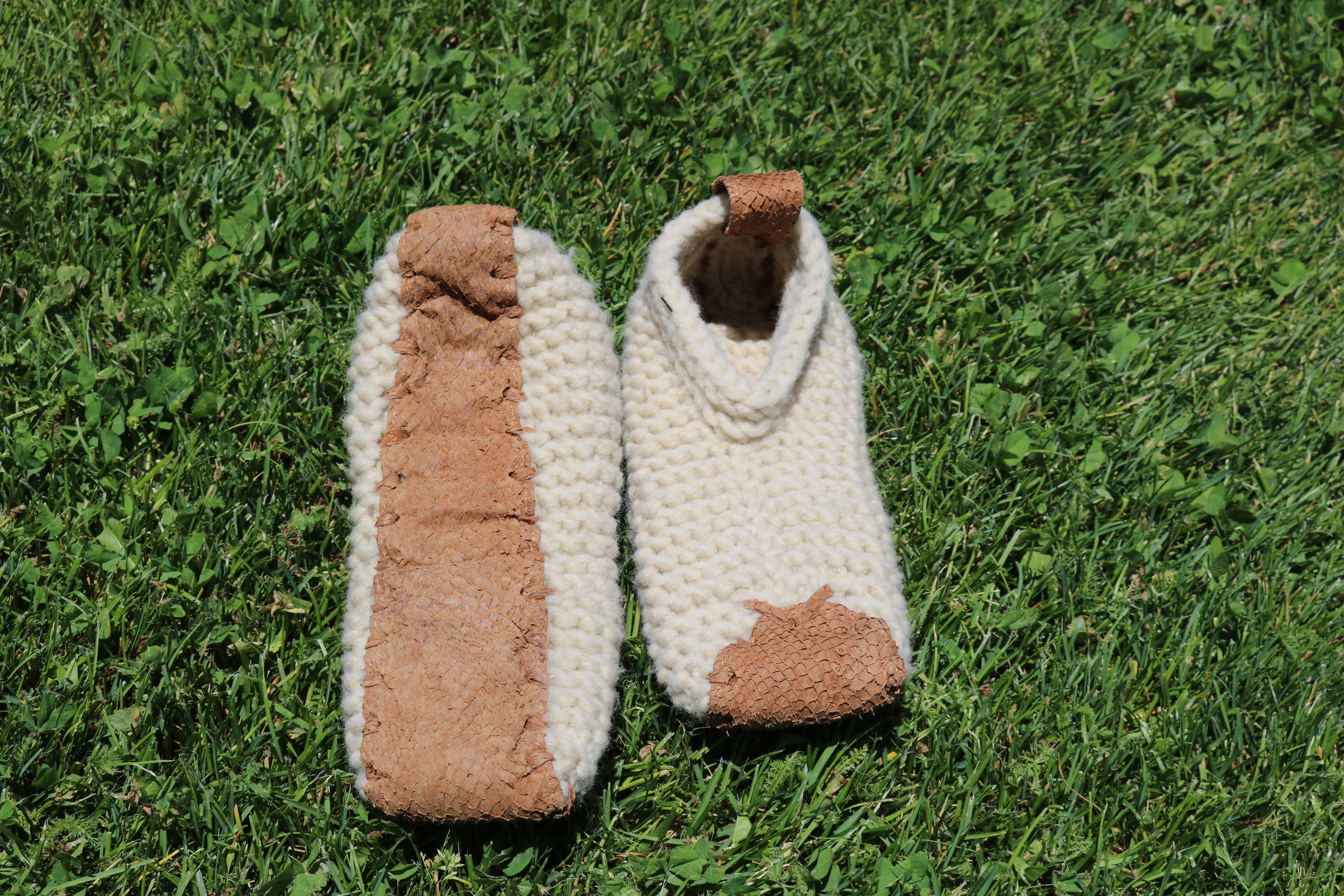 Handmade Knitted Slippers Wool House Shoes Cream Leather Sole 10 Inch Foot Cozy