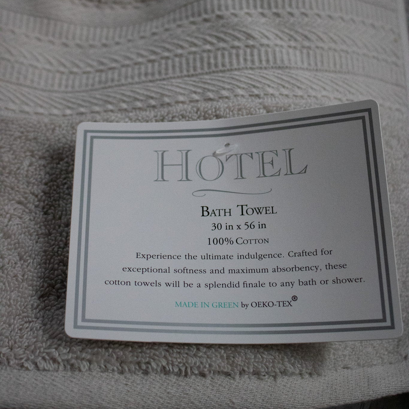 HoteI -100% Cotton Light Gray Bath Towel