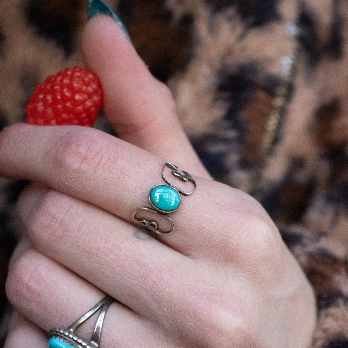 Vintage Navajo Fox Turquoise Sterling Silver Ring Size 6