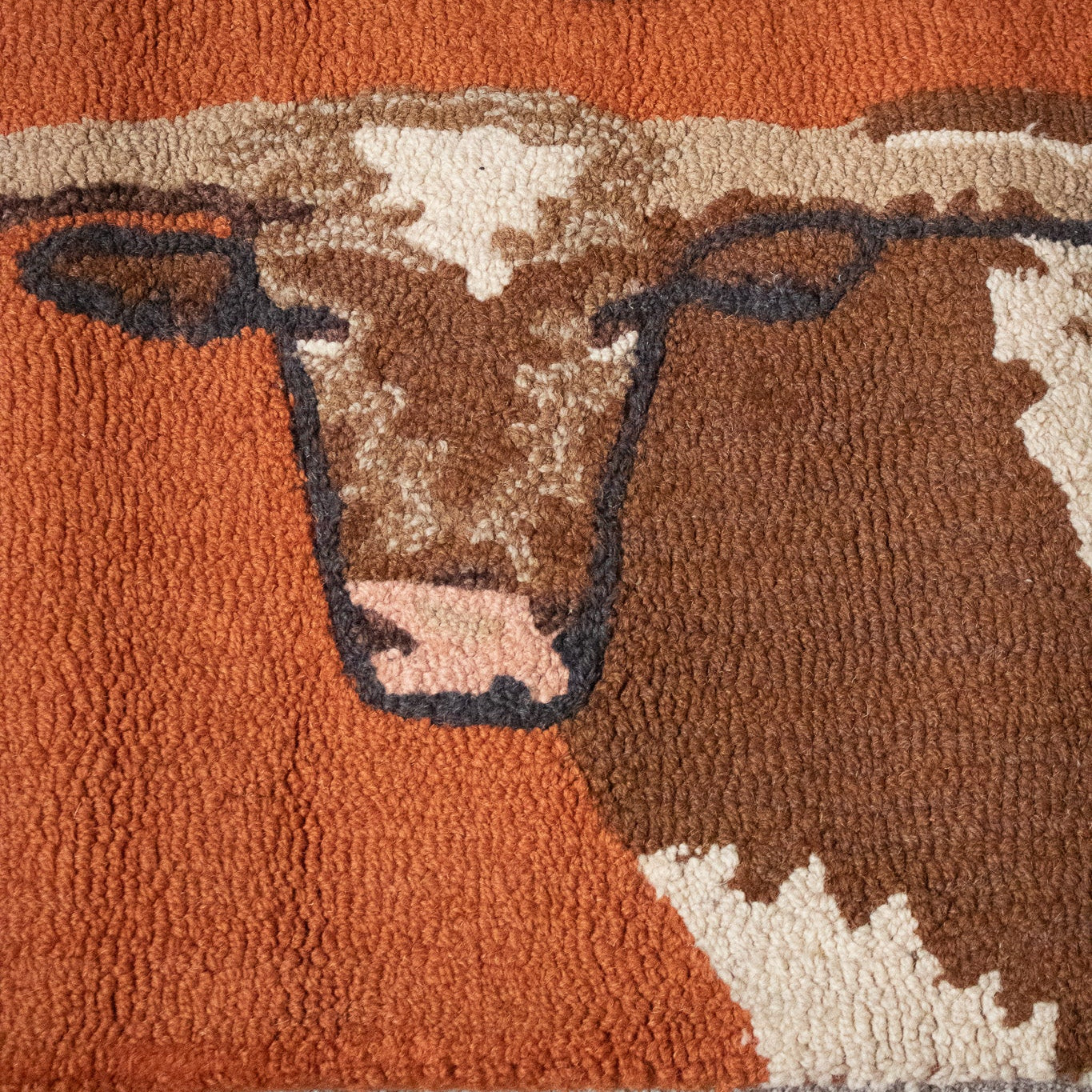 Chandler 4 Corners Longhorn Wool Rug – Handcrafted Hooked Design for Rustic Homes.