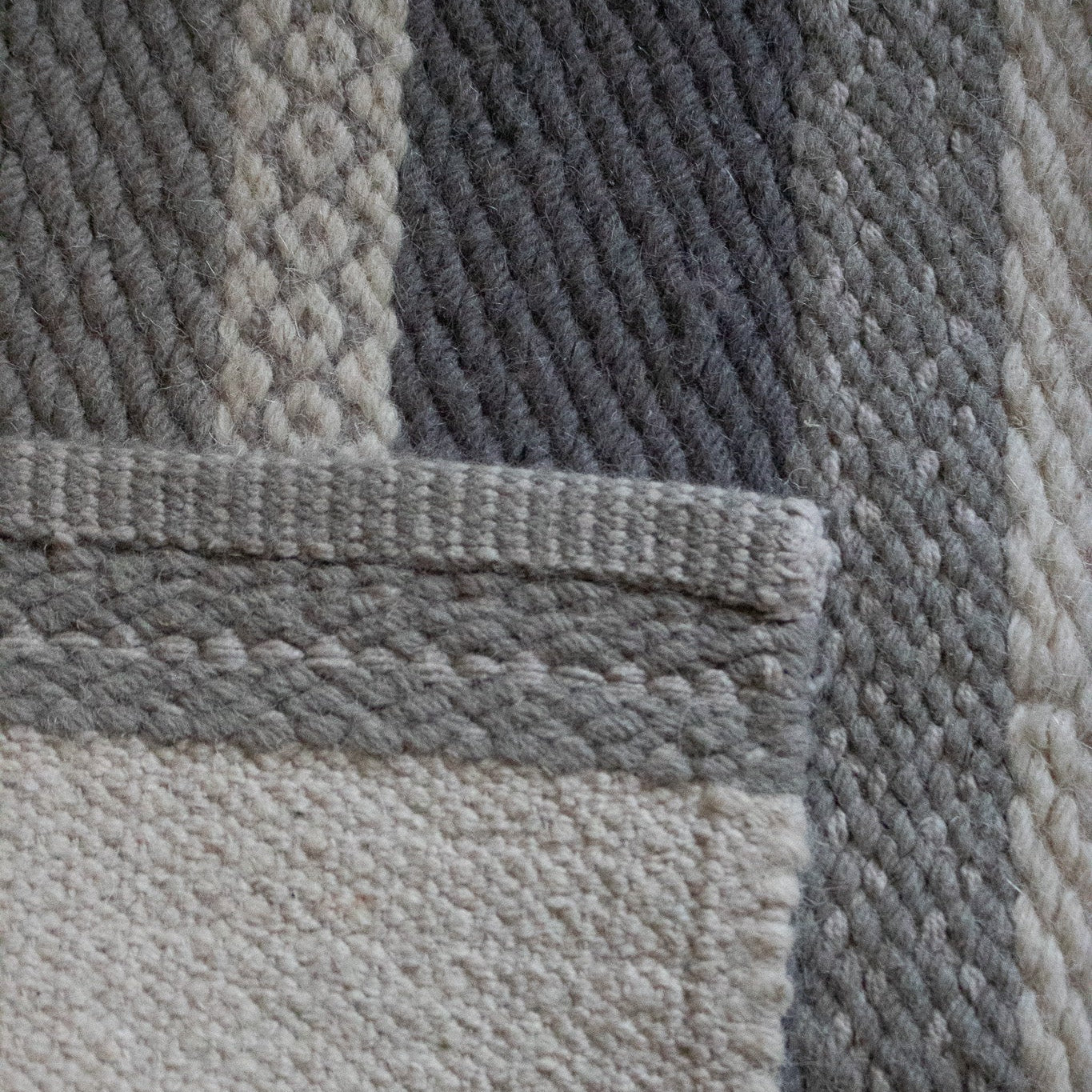 Care & Fair White Wool Rug – Handwoven in India with Artisan Craftsmanship