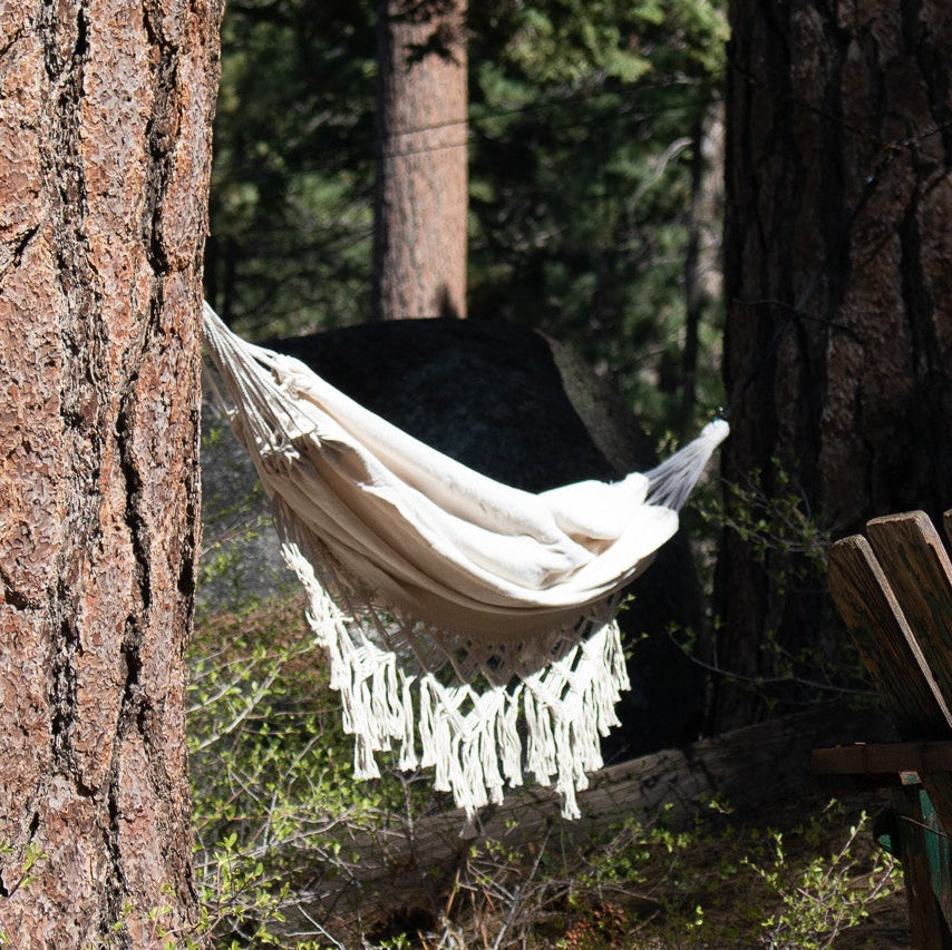 Boho Brazilian Fringed Macrame Hammock 485 lb Capacity Portable with Cloth Bag White kiits