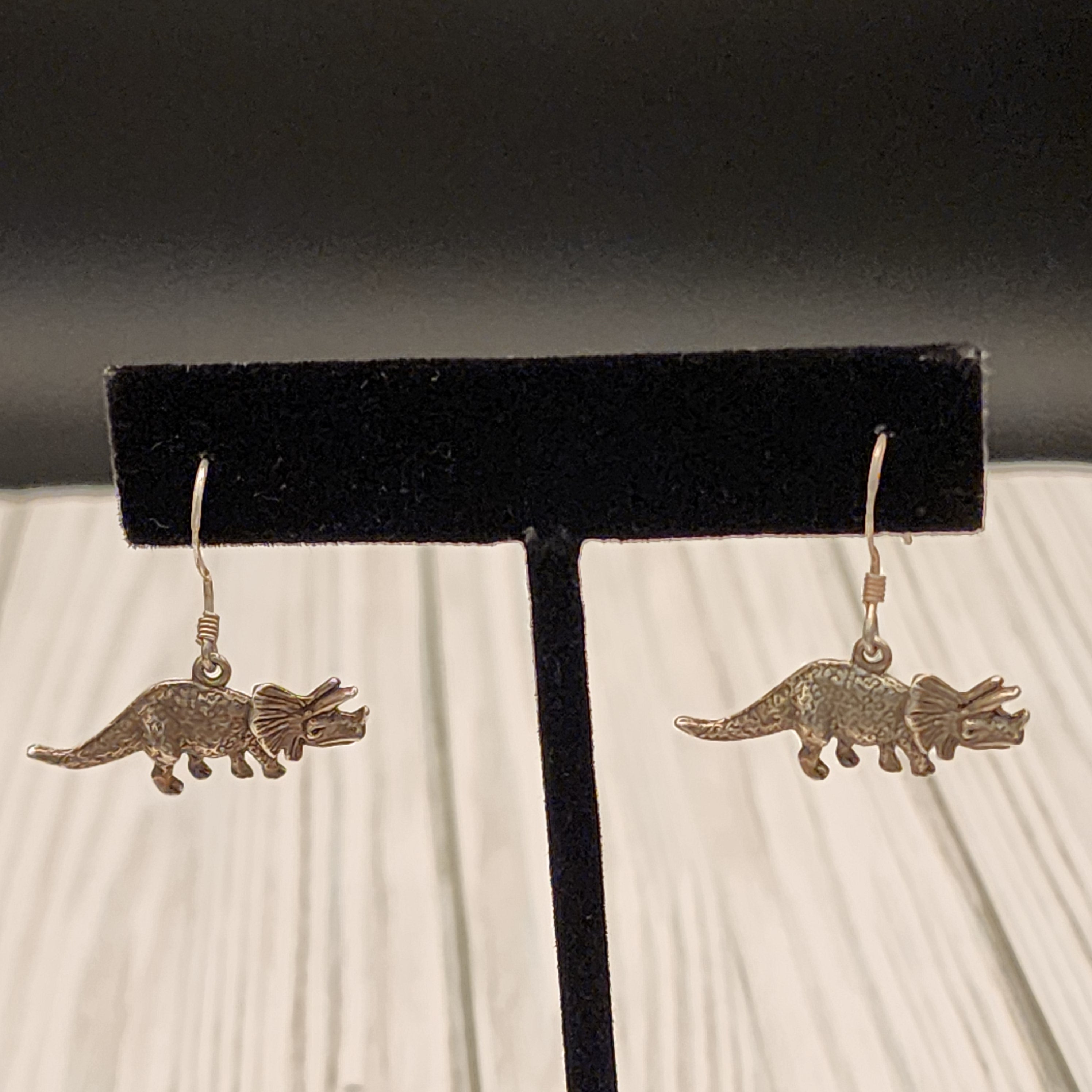 triceratops dinosaur dangle earrings silver tone cute novelty jewelry
