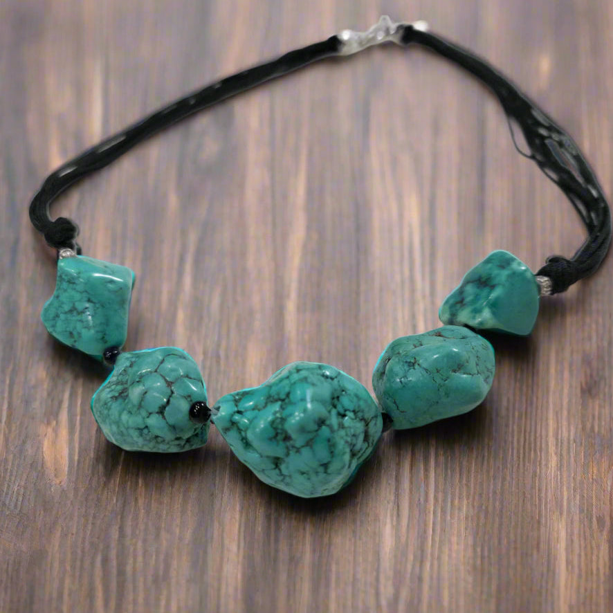 Turquoise Dyed Howlite Stone Necklace