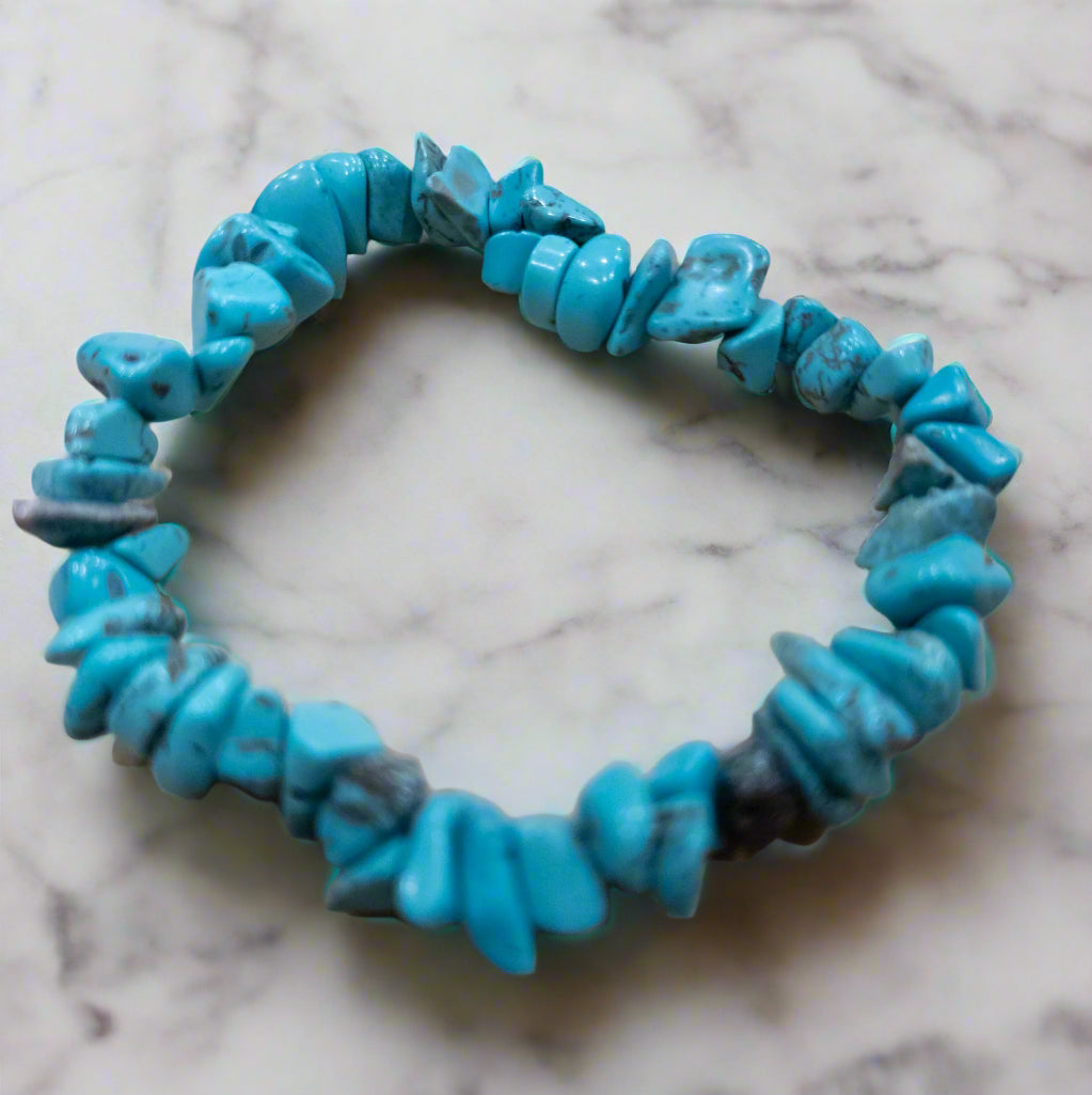 Turquoise Dyed Howlite Stone Beaded Stretchy Bracelet