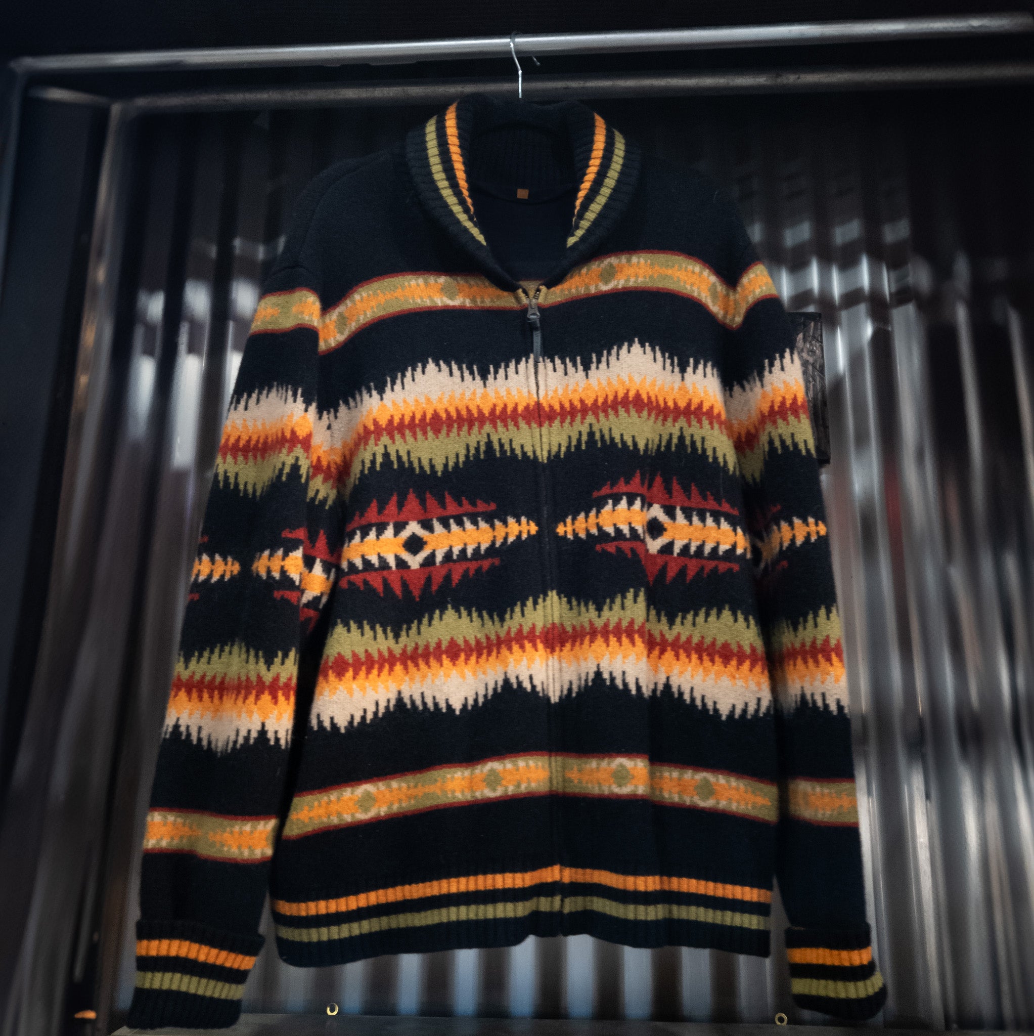 Pendelton Tye River Lambswool Cardigan