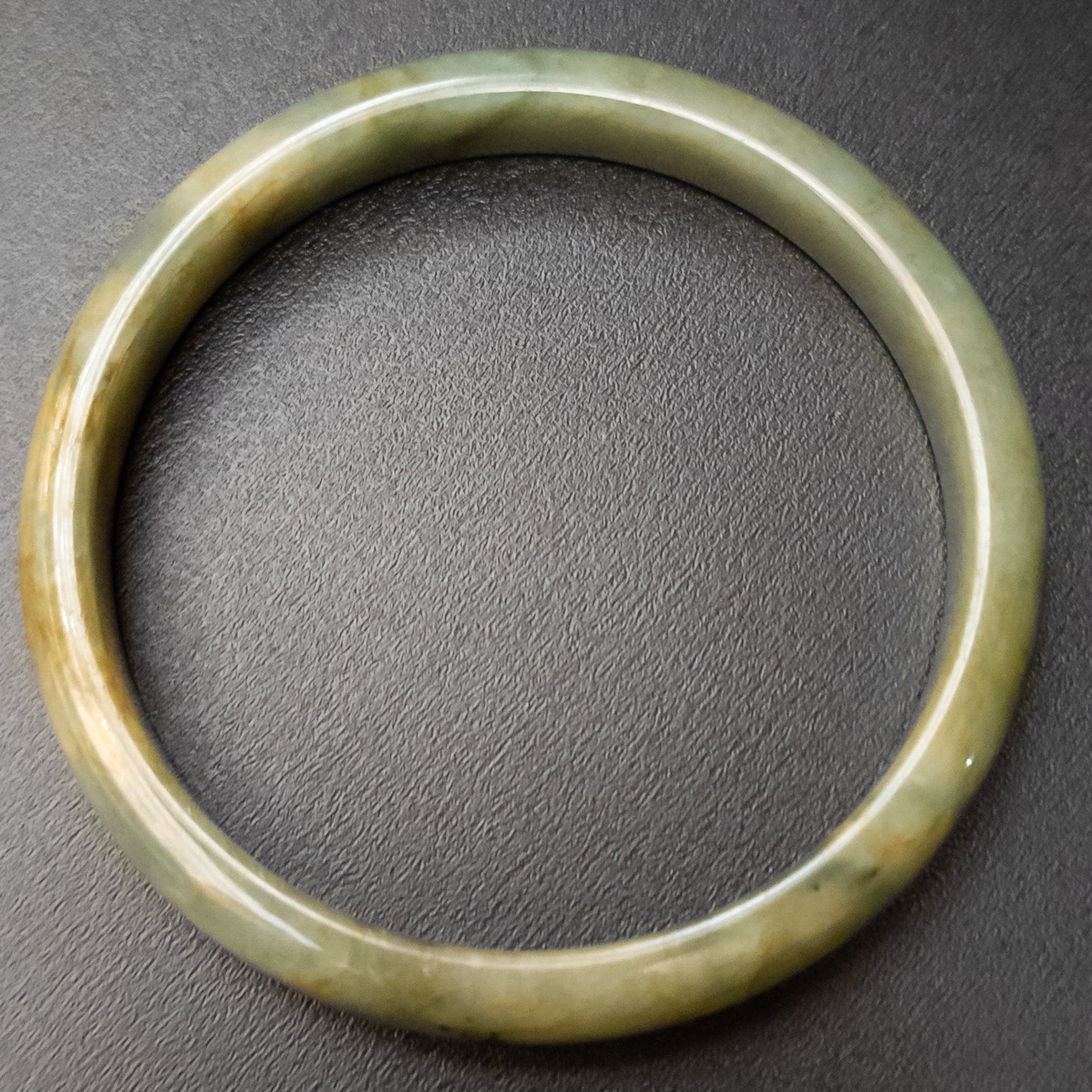 Stunning Natural Jade Bangle Bracelet Size 7