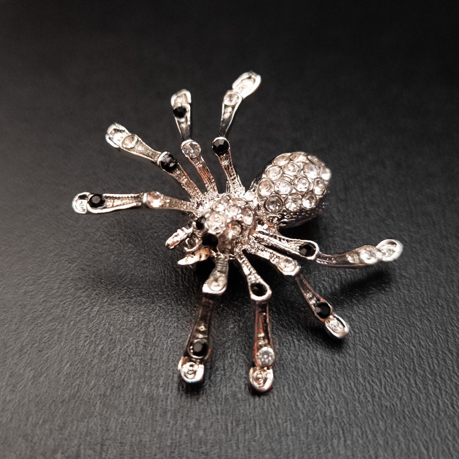 Fashion Jewelry Bedazzled Rhinestone Spider Brooch