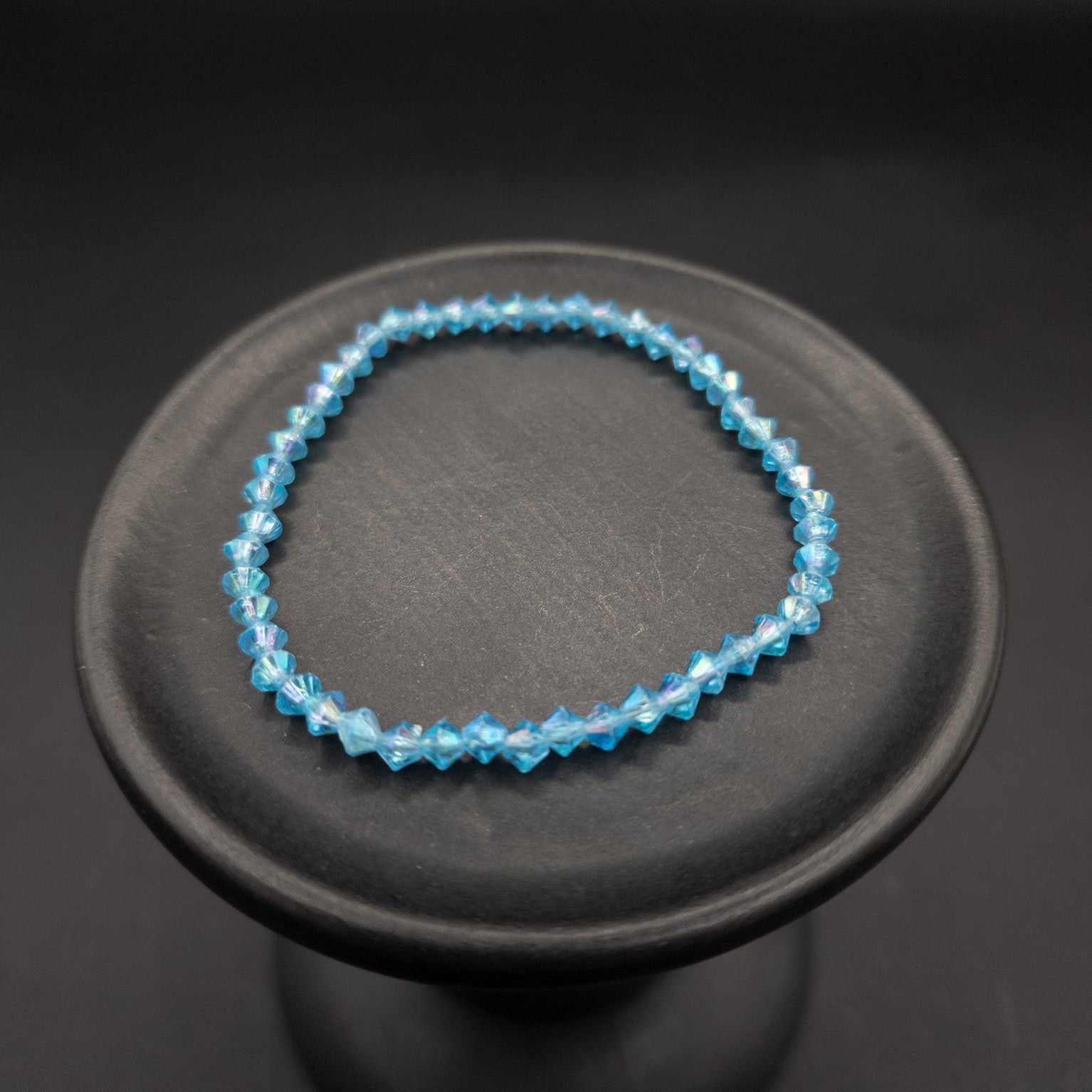 Light Blue Plastic Crystal Shaped Stretch Bead Bracelet