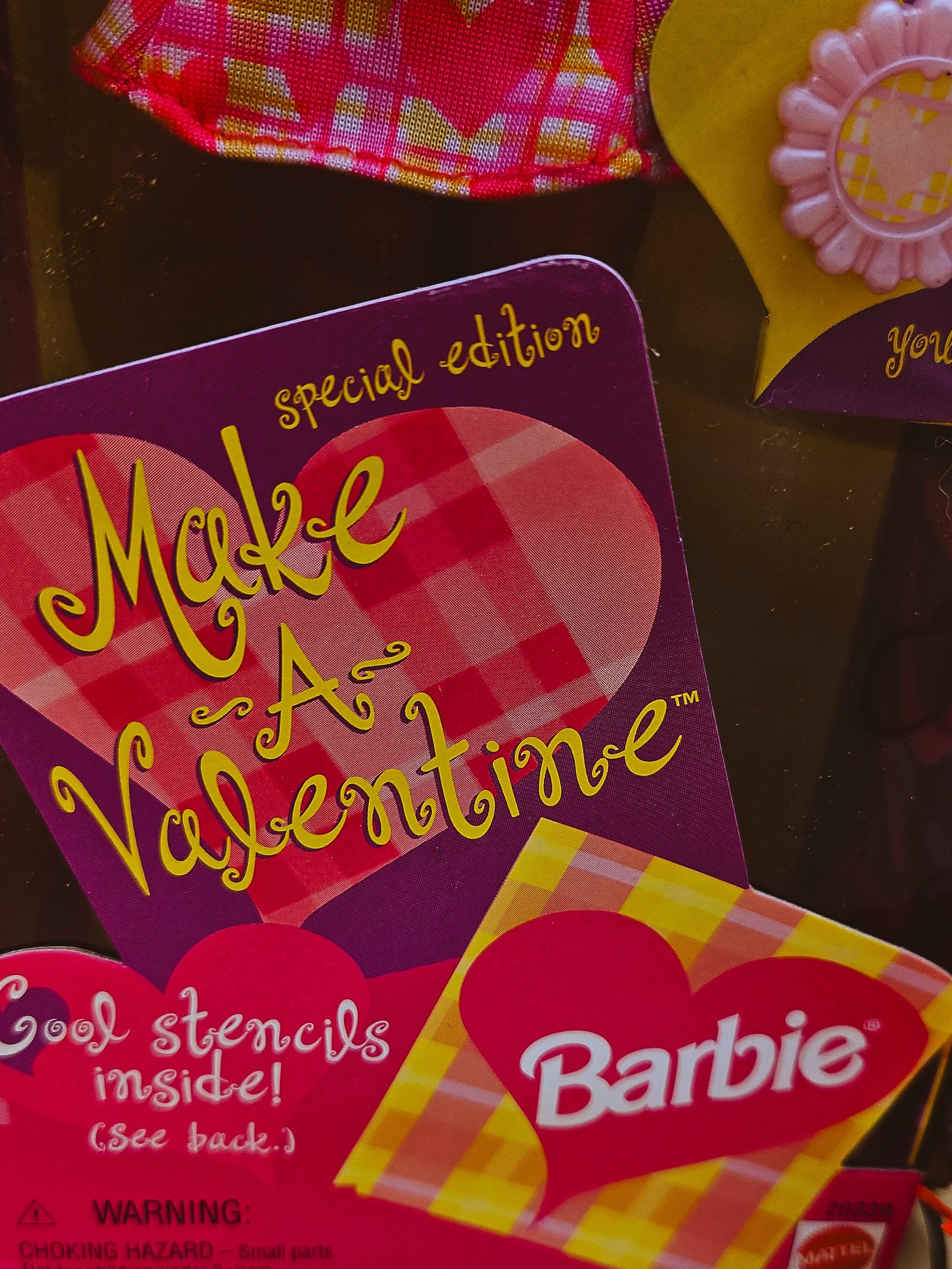 1998 Make a Valentine Barbie Special Edition