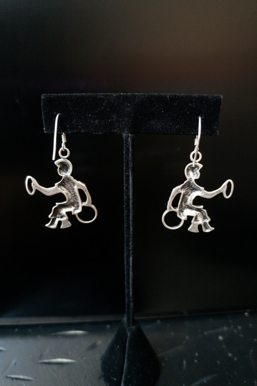 Vintage Sterling Silver Hoop Dancer Dangle Earrings – Southwestern Tribal Jewelry