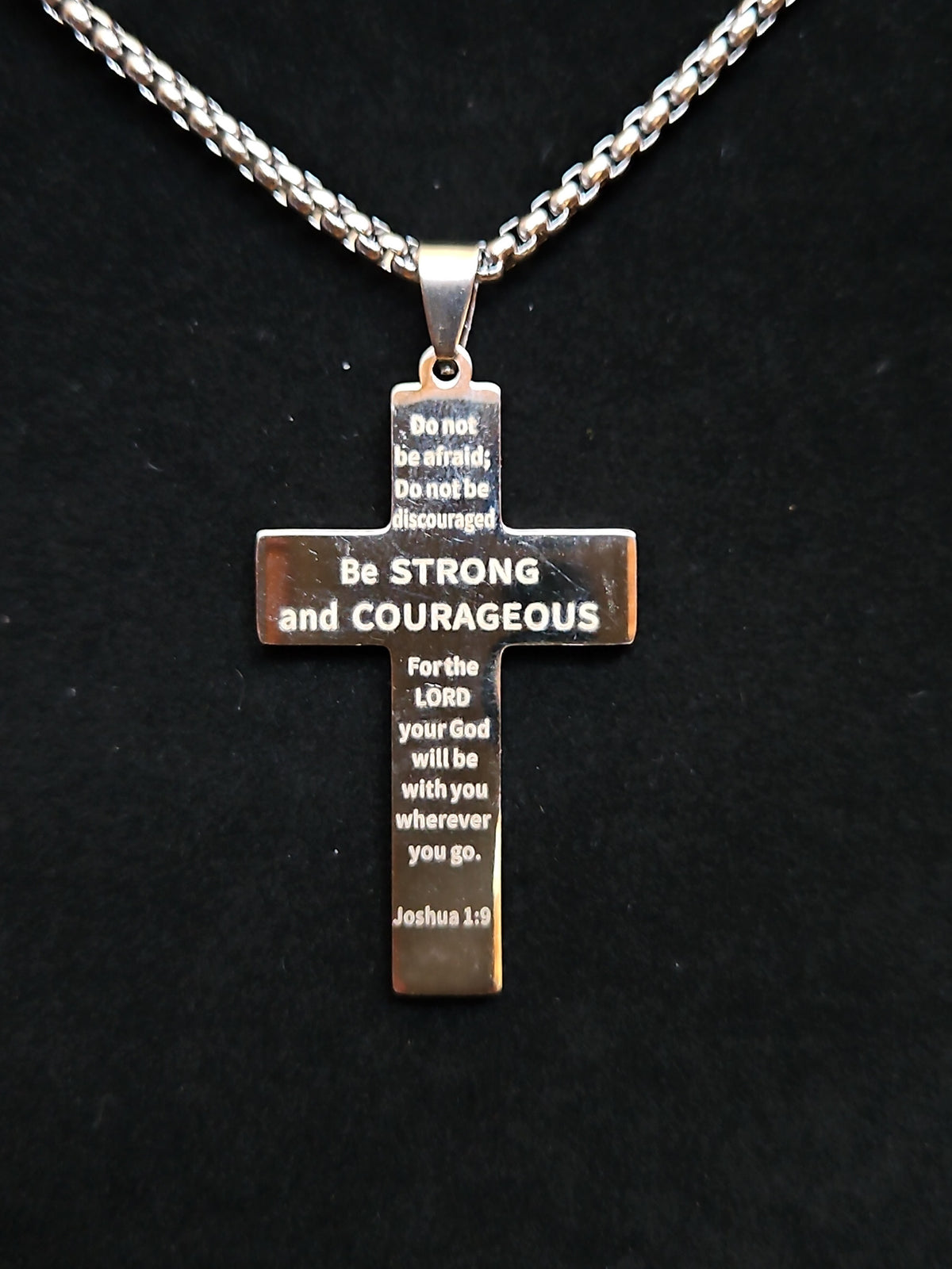 Joshua 1:9 “Be Strong & Courageous” Cross Necklace – Stainless Steel