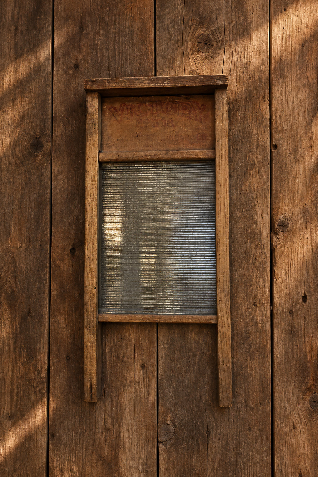 Antique Victory No. 508 Ribbed Glass Washboard – National Washboard Co.