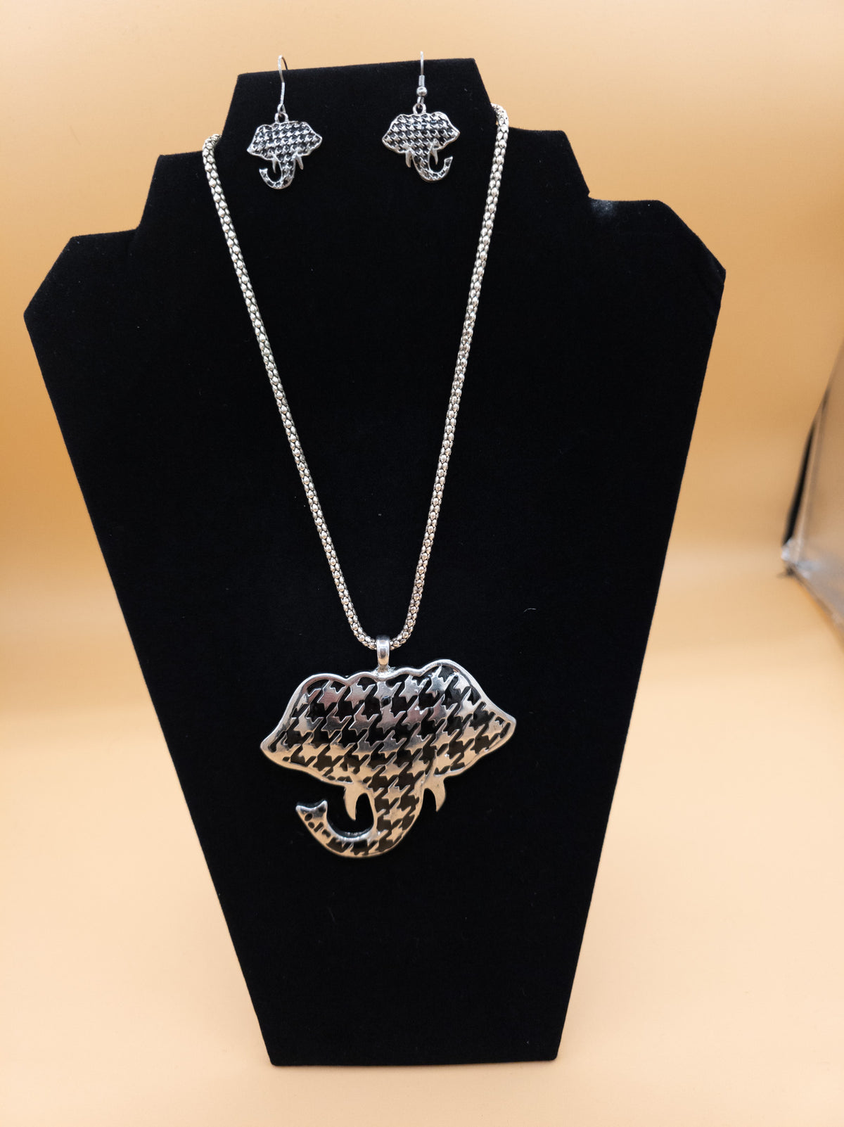 Elephant Necklace & Matching Earrings