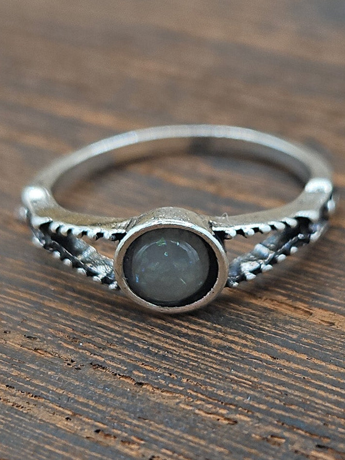 Silver-Tone Fashion White Glitter Stone Ring Size 6