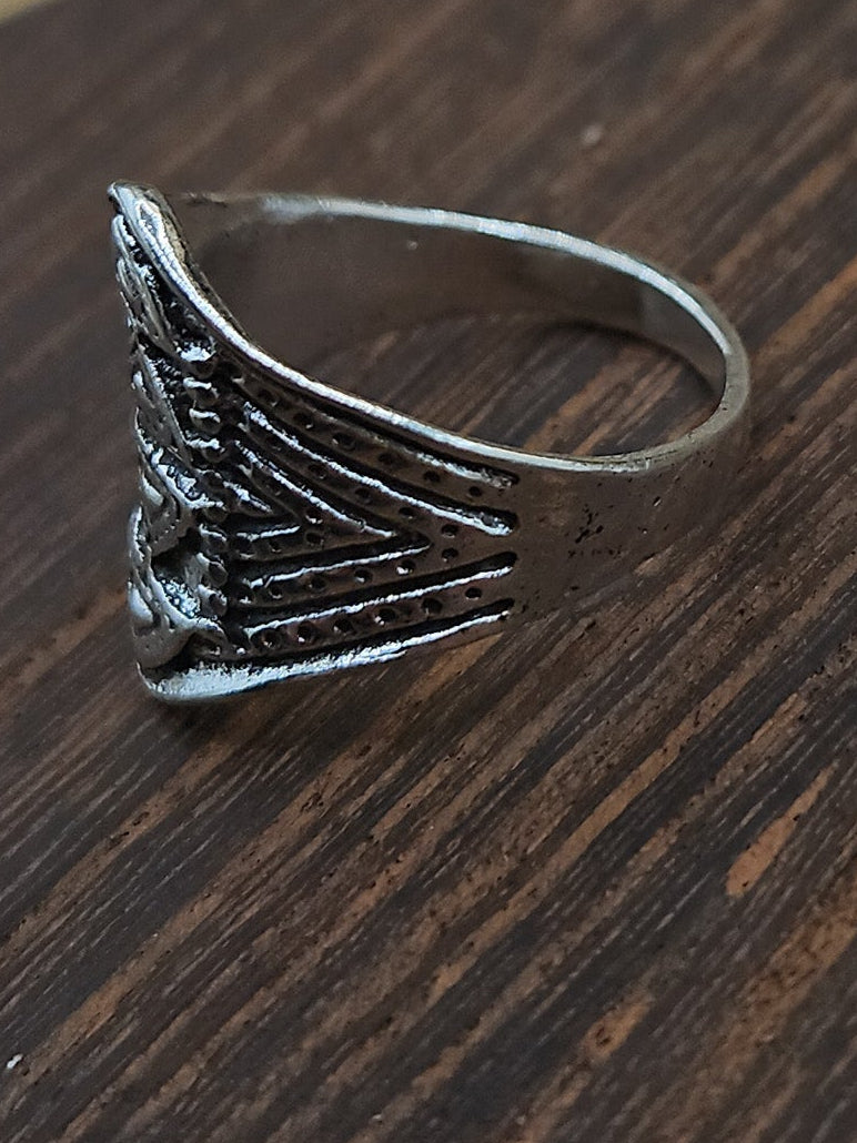 Southwestern Silver-Tone Geometric Ring – Size 7.5