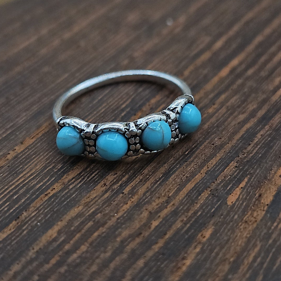 Turquoise Cluster Ring – Size 6