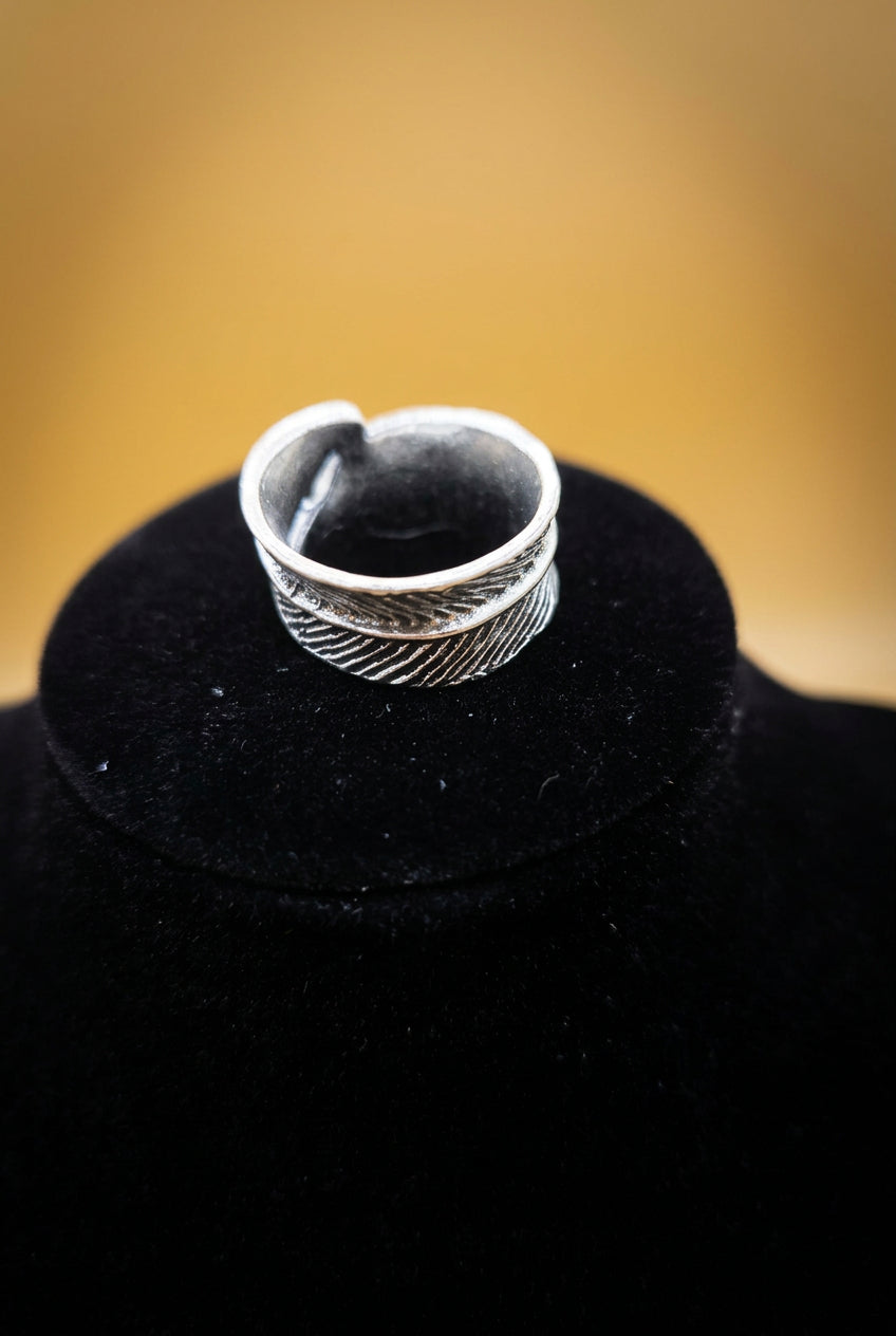 Southwestern Turquoise-Style Textured Ring Size 7