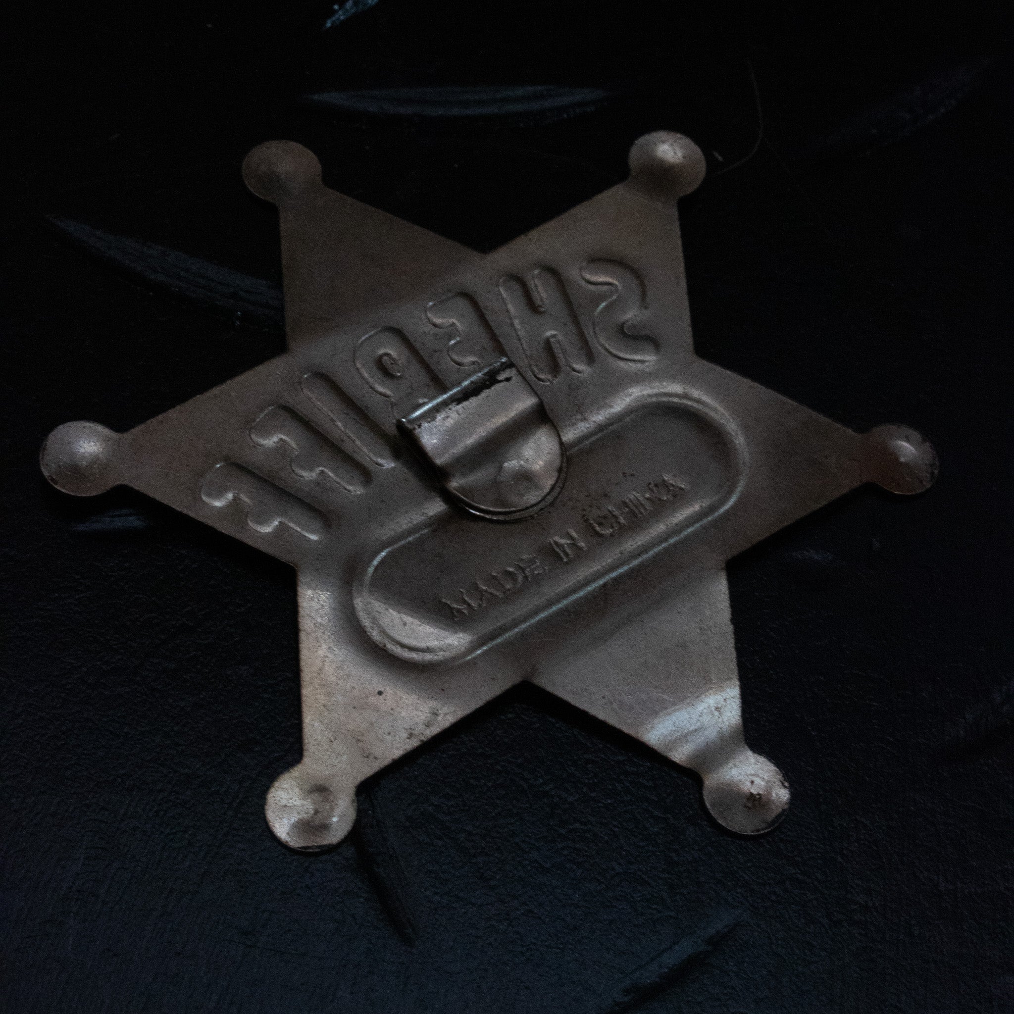 Retro Metal Sheriff Badge
