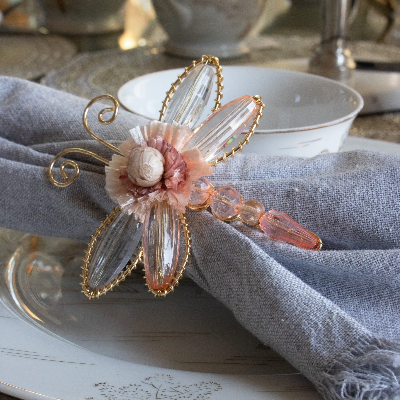 Tahari Home Set of 4 Napkin Rings Pink Dragonfly