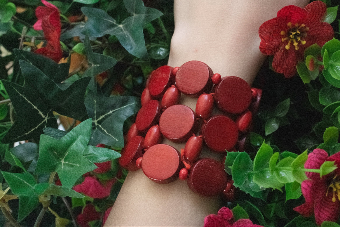 Red Wooden Bead Strech Bracelet
