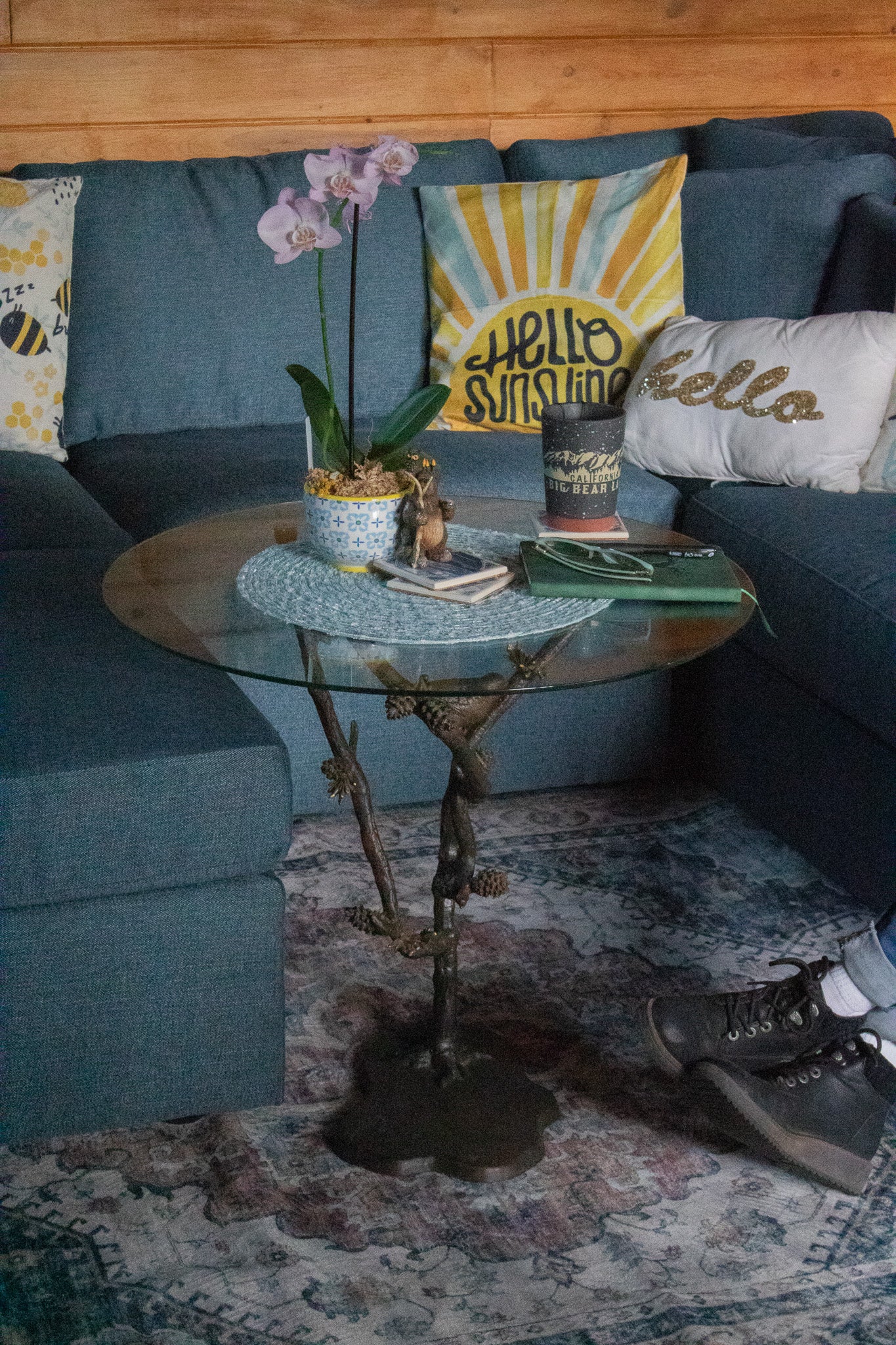 Beautiful Glass Tabletop and Aluminum Frame Tree of Life End Table