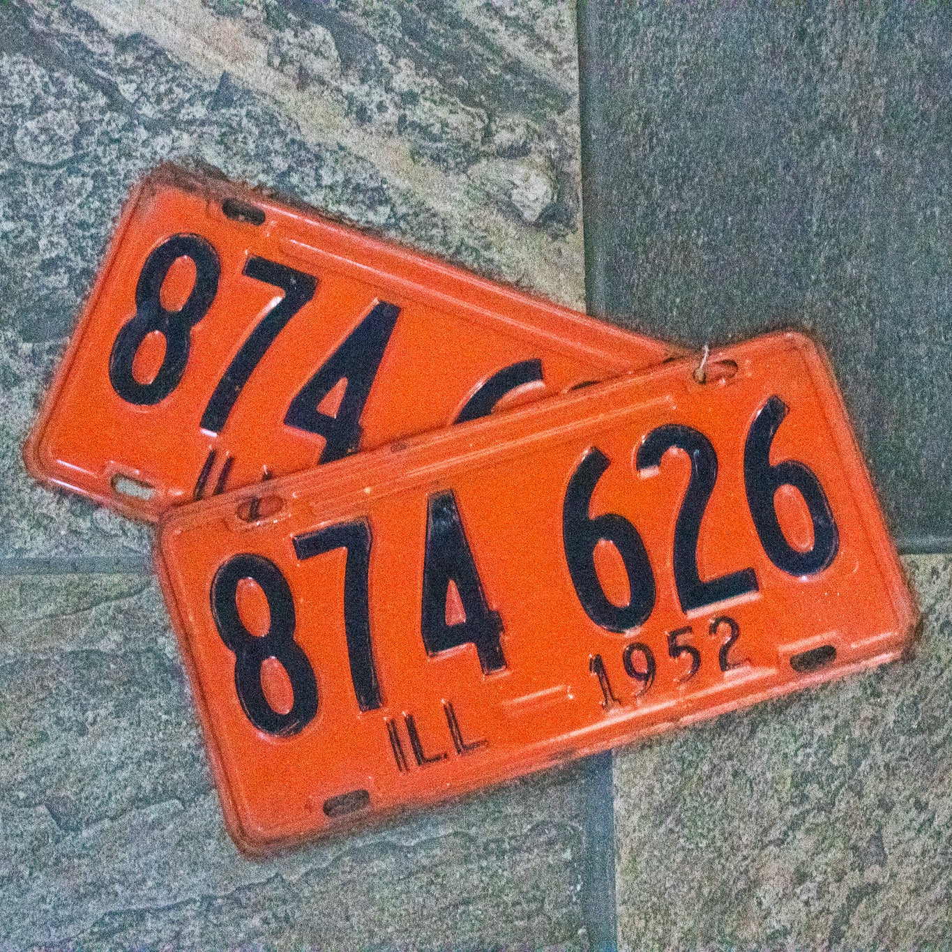 Vintage Illinois 1952 License Plate