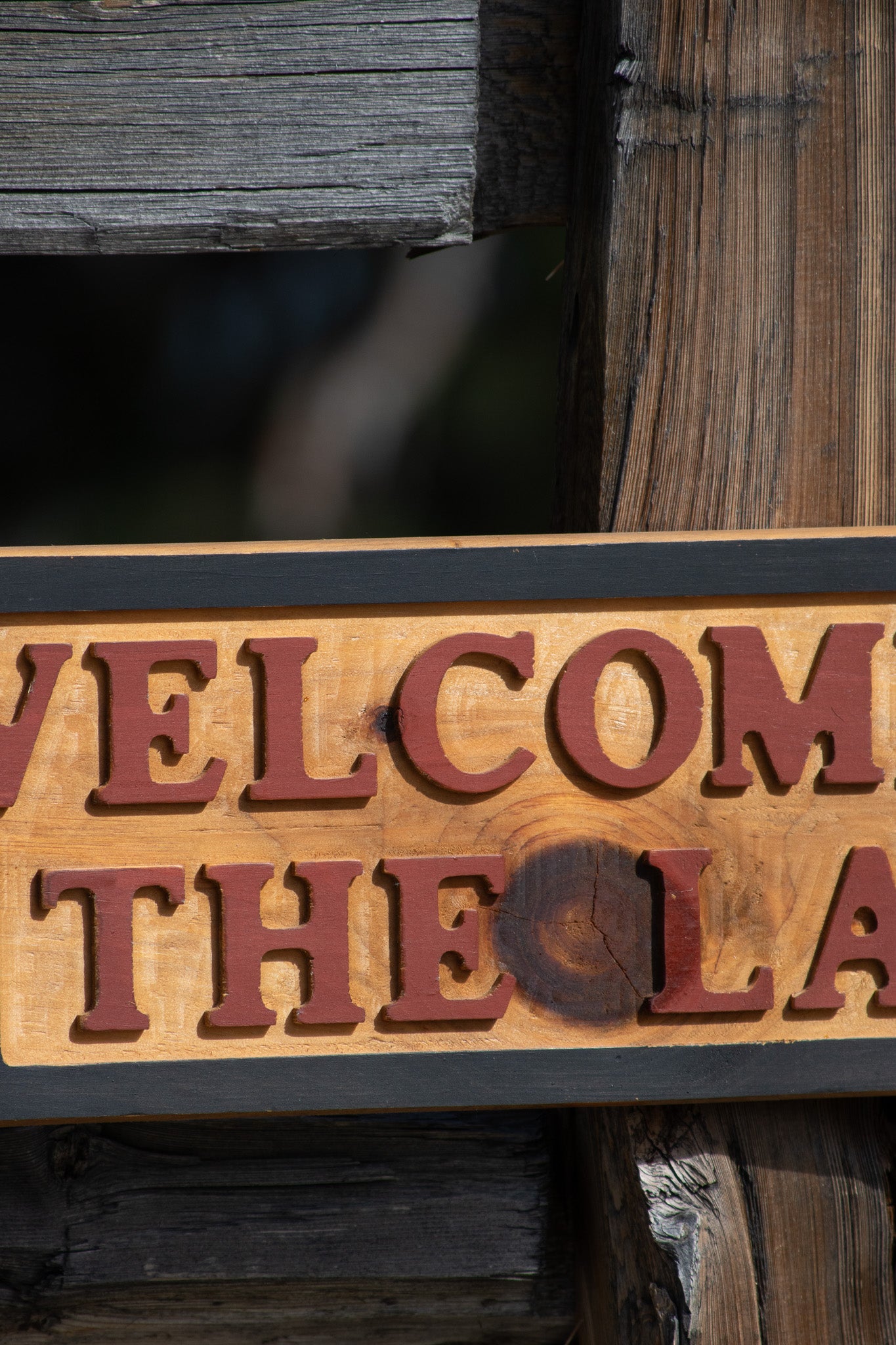 "Welcome To the Lake" Wooded Sign